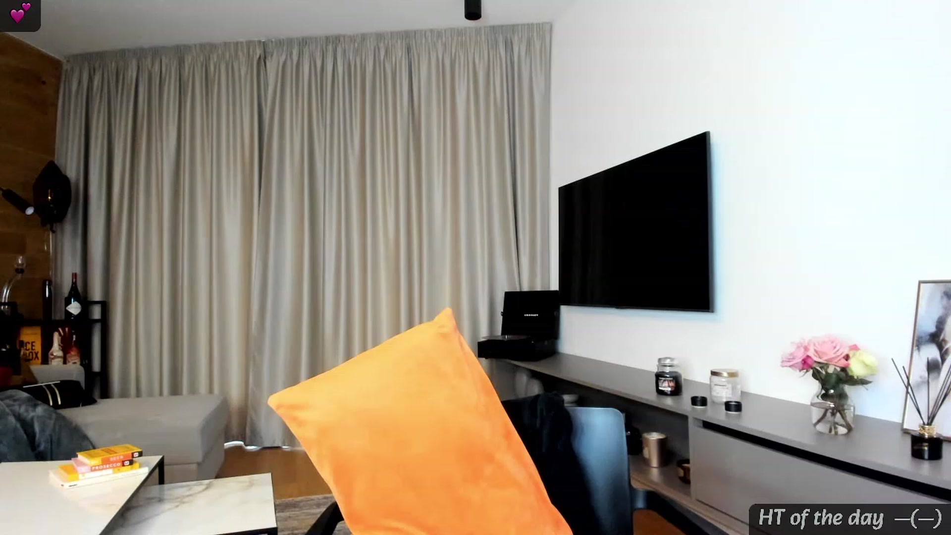 Gallery image thumbnail from Mi_Ha's myfreecams stream on, 03/05/2024, 15:52 image 2 of 20
