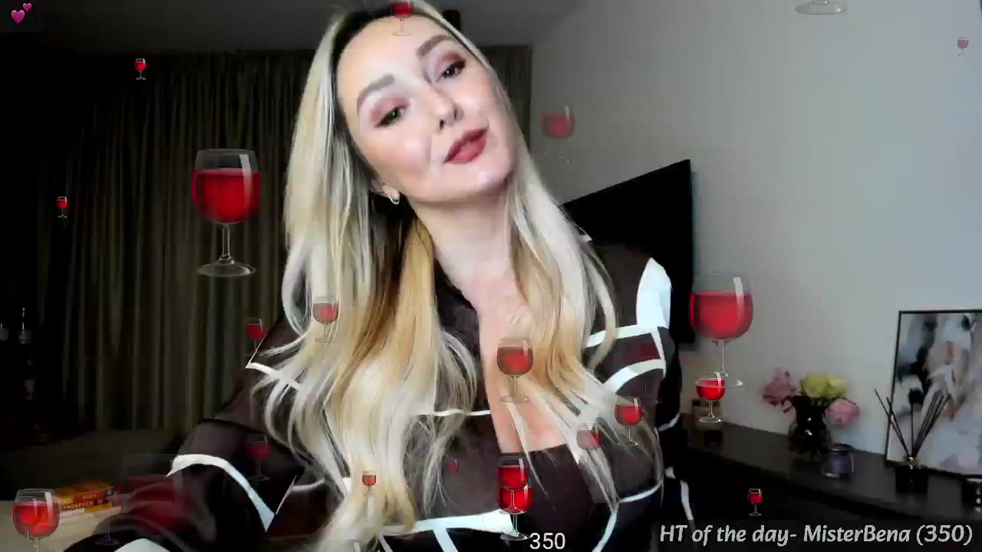 Gallery image thumbnail from Mi_Ha's myfreecams stream on, 03/07/2024, 16:57 image 1 of 20