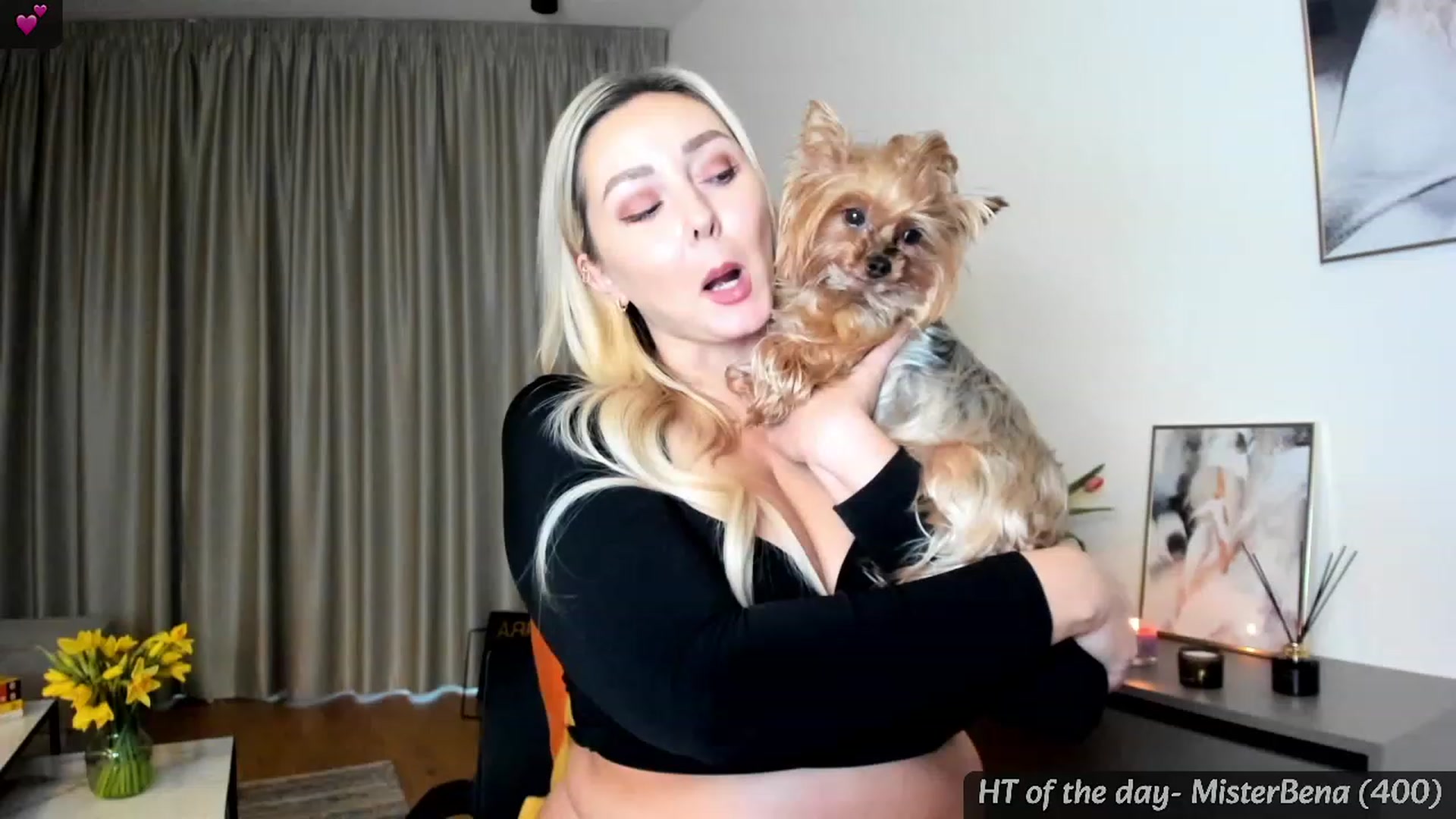 Gallery image thumbnail from Mi_Ha's myfreecams stream on, 03/08/2024, 16:44 image 16 of 20