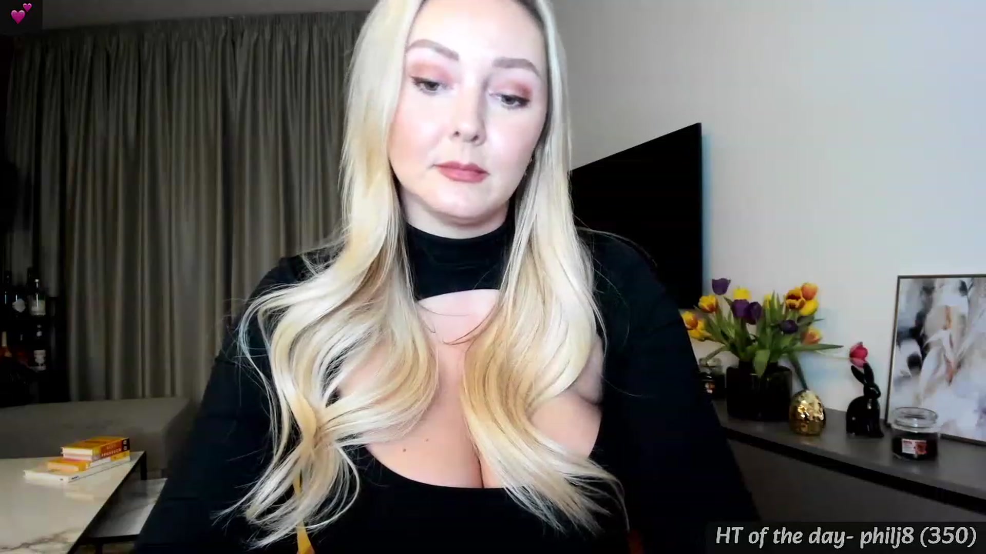 Gallery image thumbnail from Mi_Ha's myfreecams stream on, 03/12/2024, 17:14 image 14 of 20