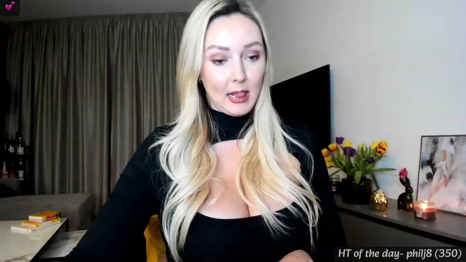 Gallery image thumbnail from Mi_Ha's myfreecams stream on, 03/12/2024, 21:56 image 11 of 20