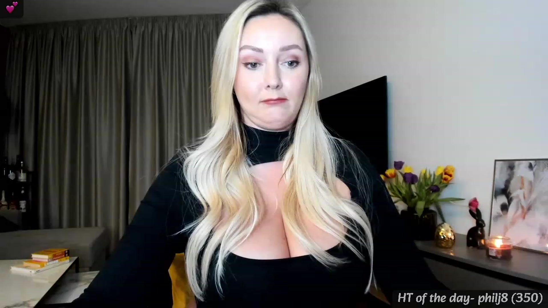Gallery image thumbnail from Mi_Ha's myfreecams stream on, 03/12/2024, 21:56 image 5 of 20