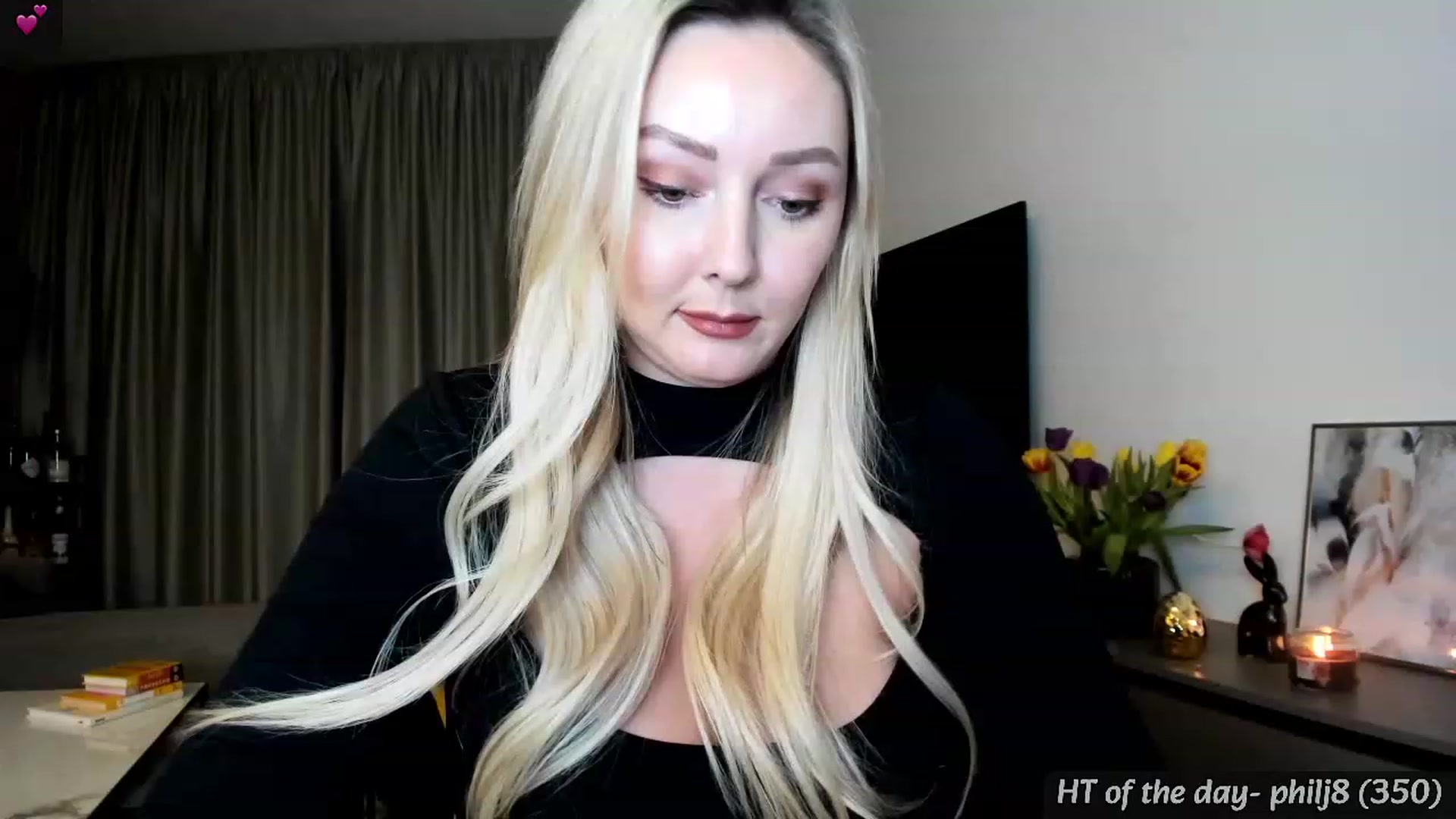 Gallery image thumbnail from Mi_Ha's myfreecams stream on, 03/12/2024, 21:56 image 14 of 20