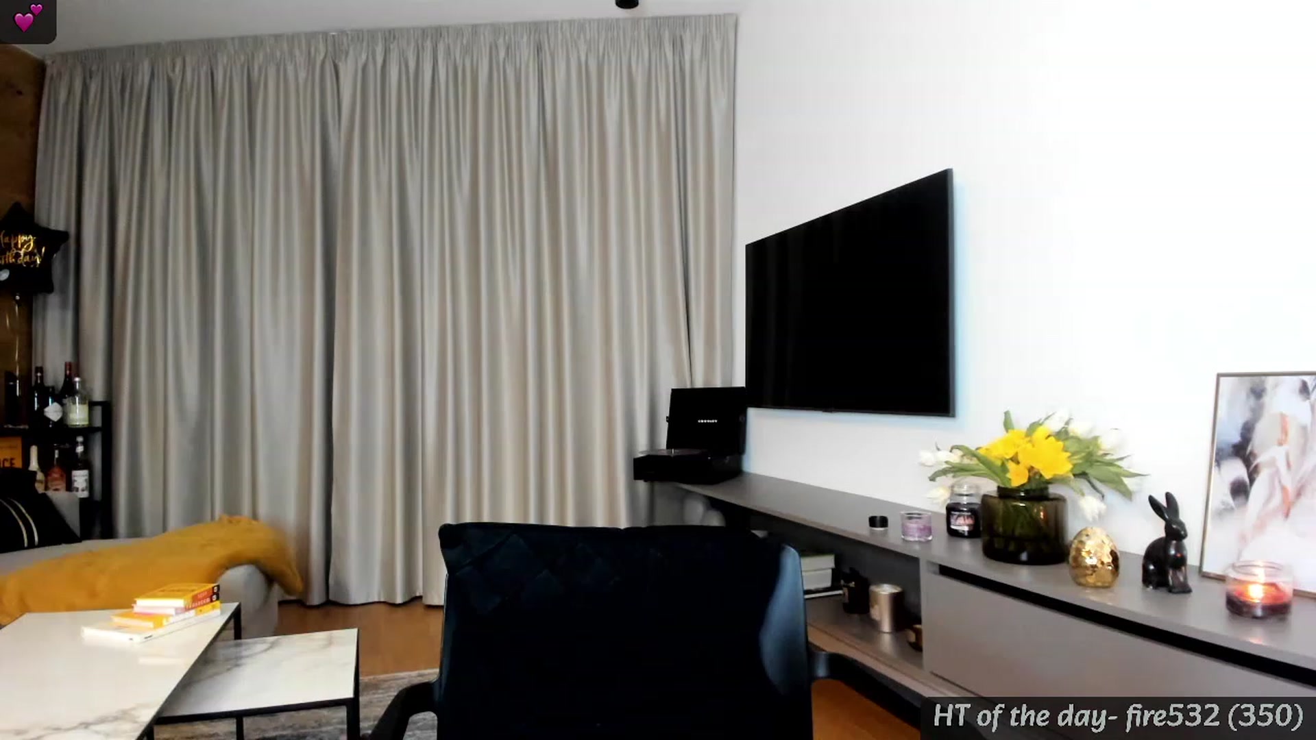 Gallery image thumbnail from Mi_Ha's myfreecams stream on, 03/17/2024, 17:40 image 12 of 20