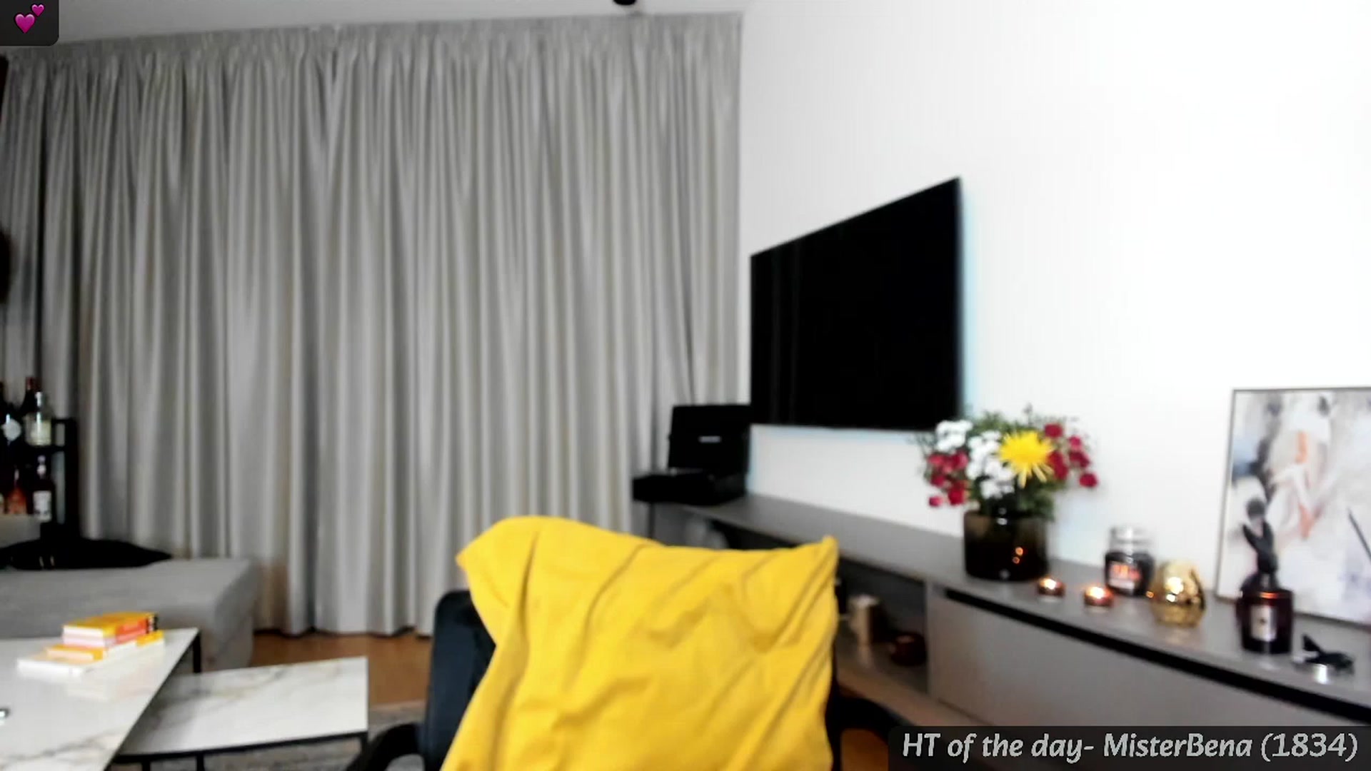 Gallery image thumbnail from Mi_Ha's myfreecams stream on, 03/22/2024, 22:50 image 17 of 20