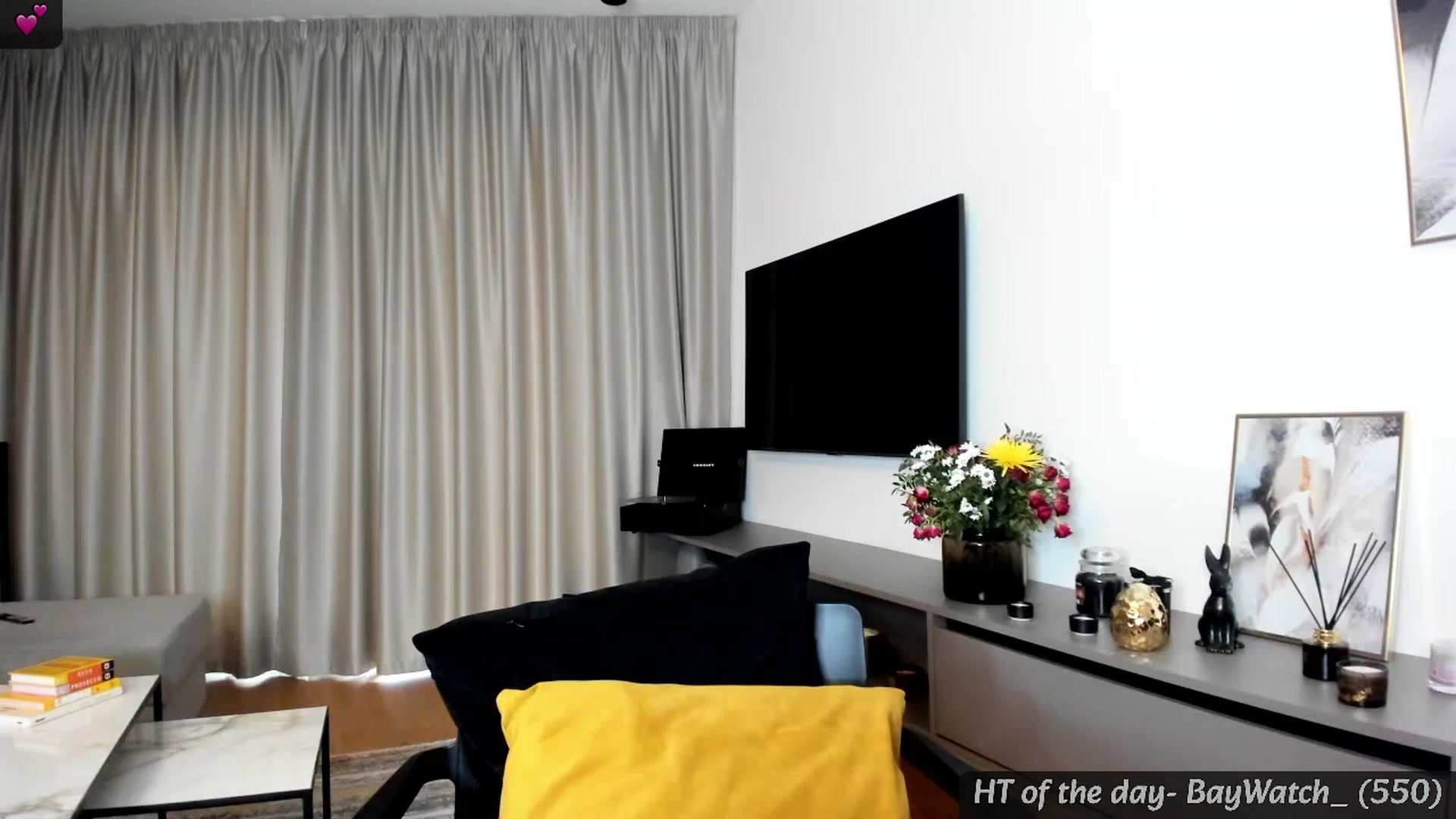 Gallery image thumbnail from Mi_Ha's myfreecams stream on, 03/26/2024, 14:59 image 15 of 20