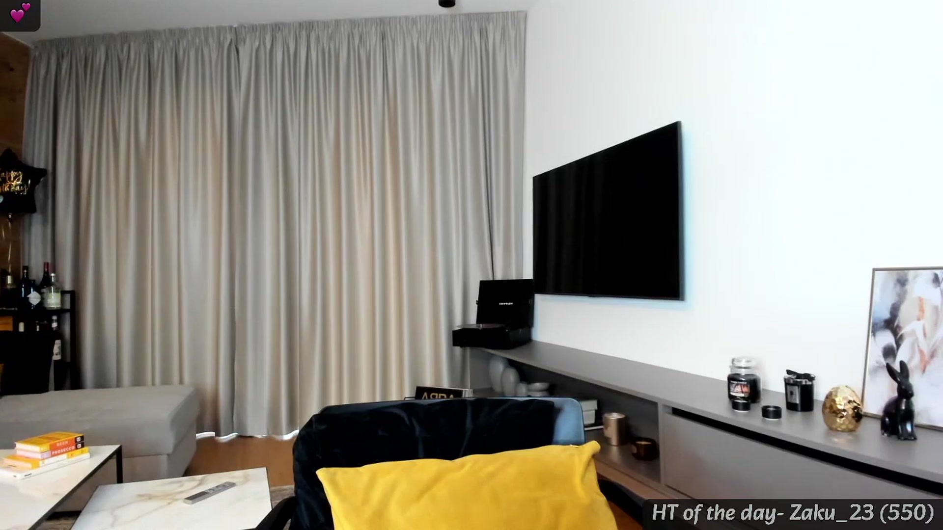 Gallery image thumbnail from Mi_Ha's myfreecams stream on, 03/29/2024, 16:26 image 20 of 20
