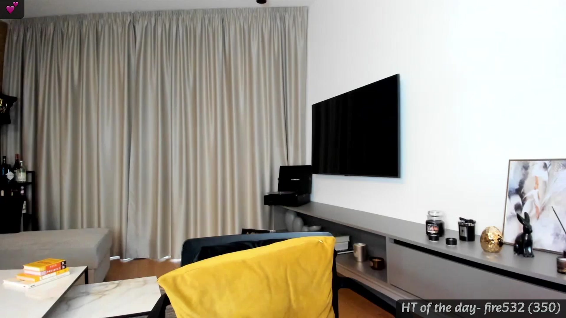 Gallery image thumbnail from Mi_Ha's myfreecams stream on, 03/30/2024, 16:52 image 8 of 20