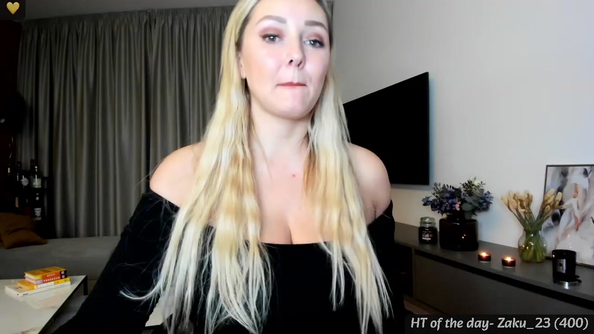 Gallery image thumbnail from Mi_Ha's myfreecams stream on, 04/04/2024, 21:06 image 18 of 20