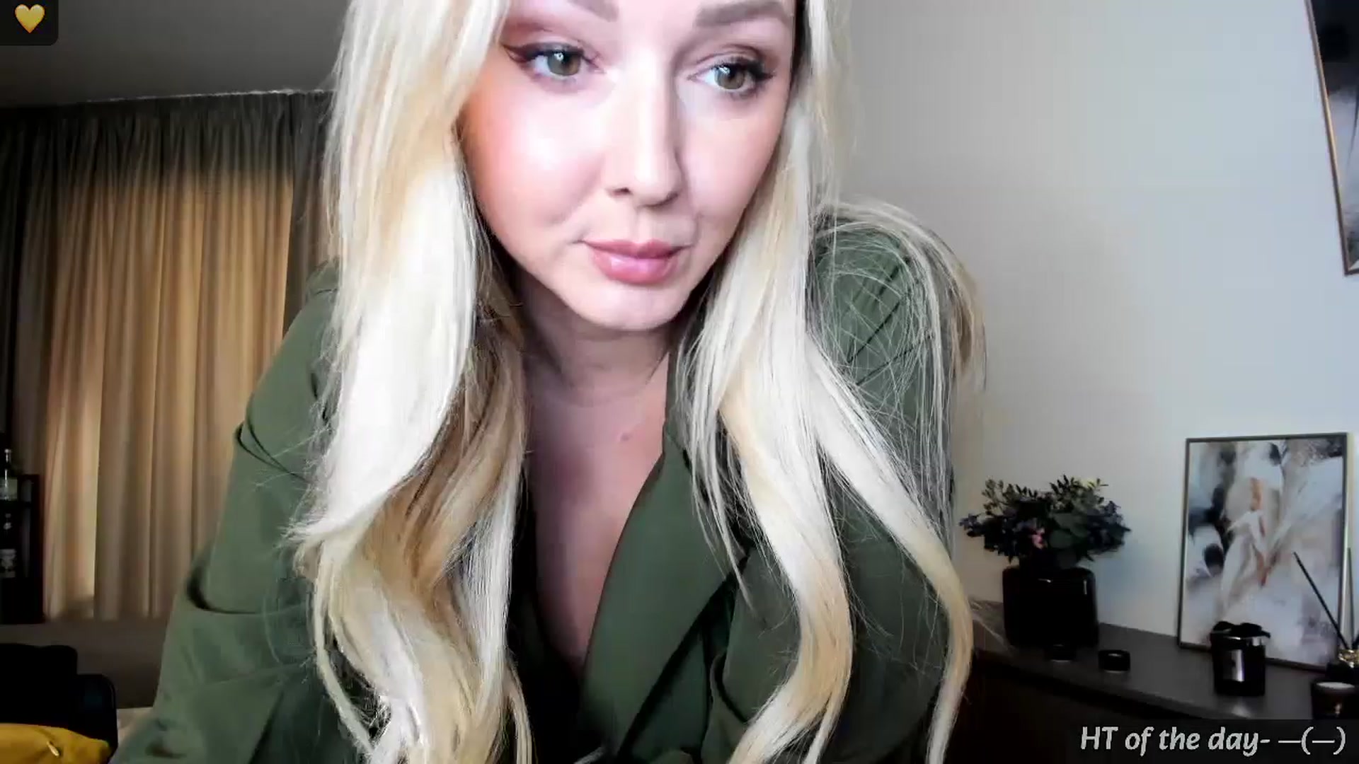 Gallery image thumbnail from Mi_Ha's myfreecams stream on, 04/05/2024, 14:18 image 3 of 20