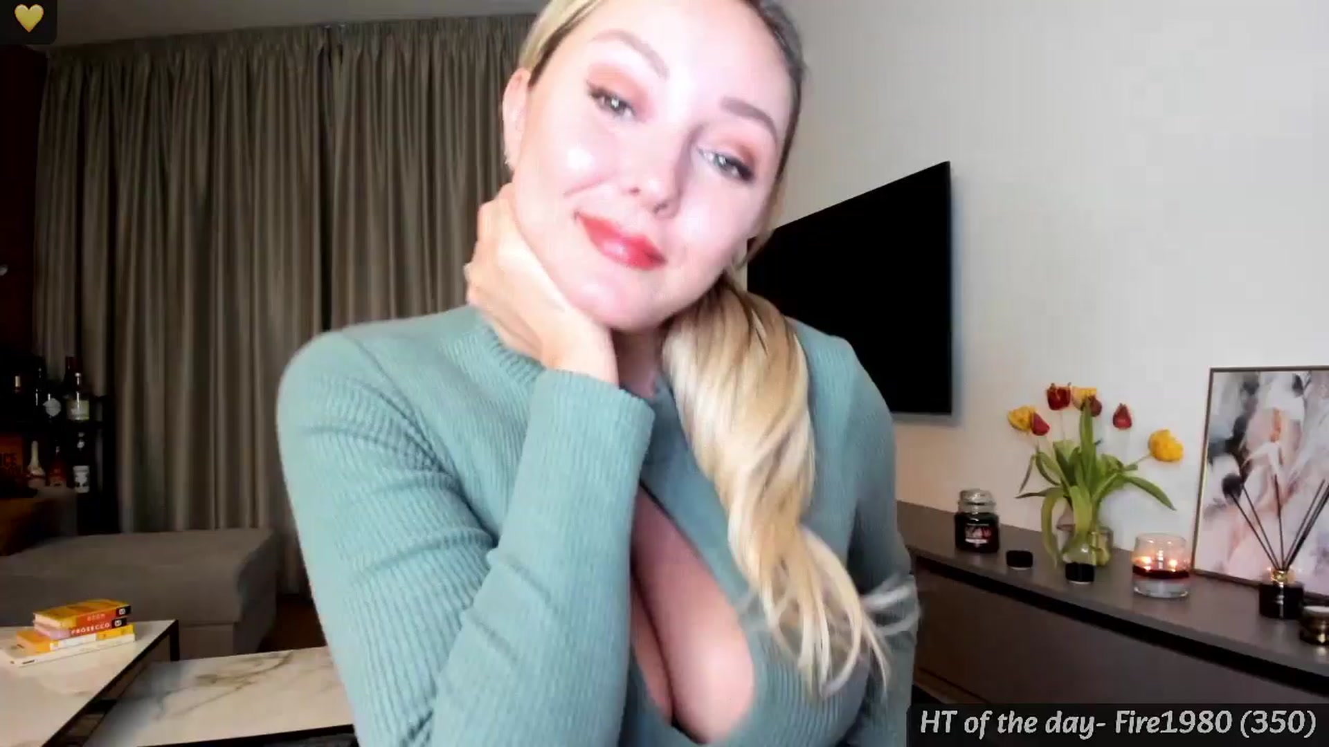 Gallery image thumbnail from Mi_Ha's myfreecams stream on, 04/10/2024, 22:05 image 4 of 20