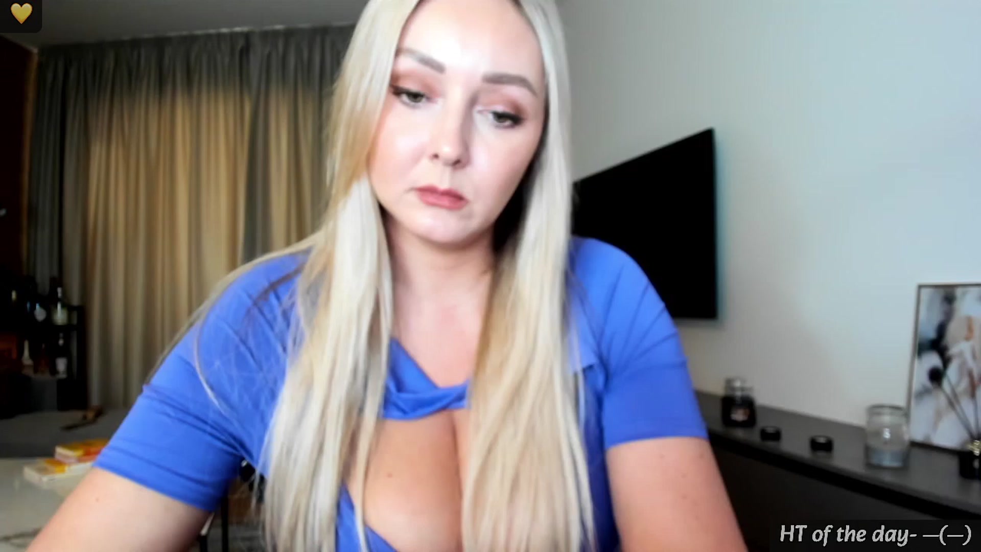 Gallery image thumbnail from Mi_Ha's myfreecams stream on, 04/12/2024, 14:43 image 3 of 20