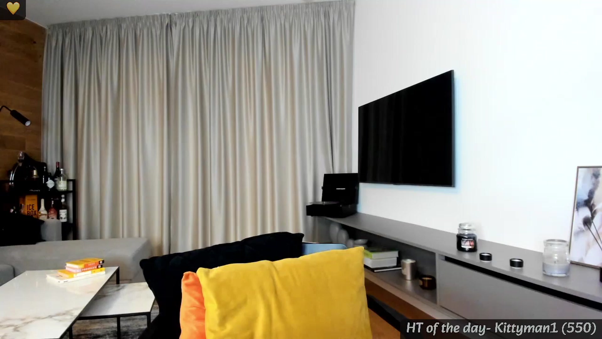 Gallery image thumbnail from Mi_Ha's myfreecams stream on, 04/13/2024, 16:19 image 17 of 20