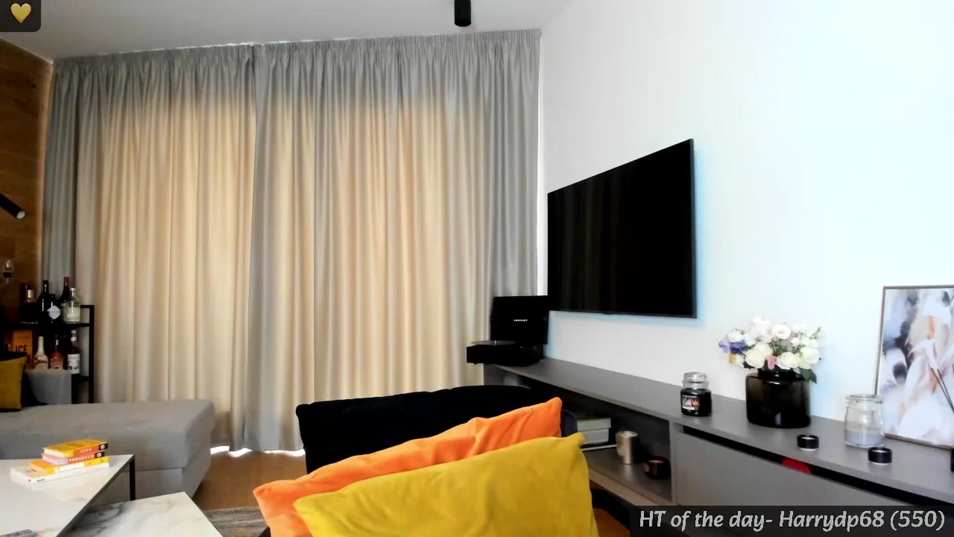 Gallery image thumbnail from Mi_Ha's myfreecams stream on, 04/23/2024, 15:08 image 11 of 20