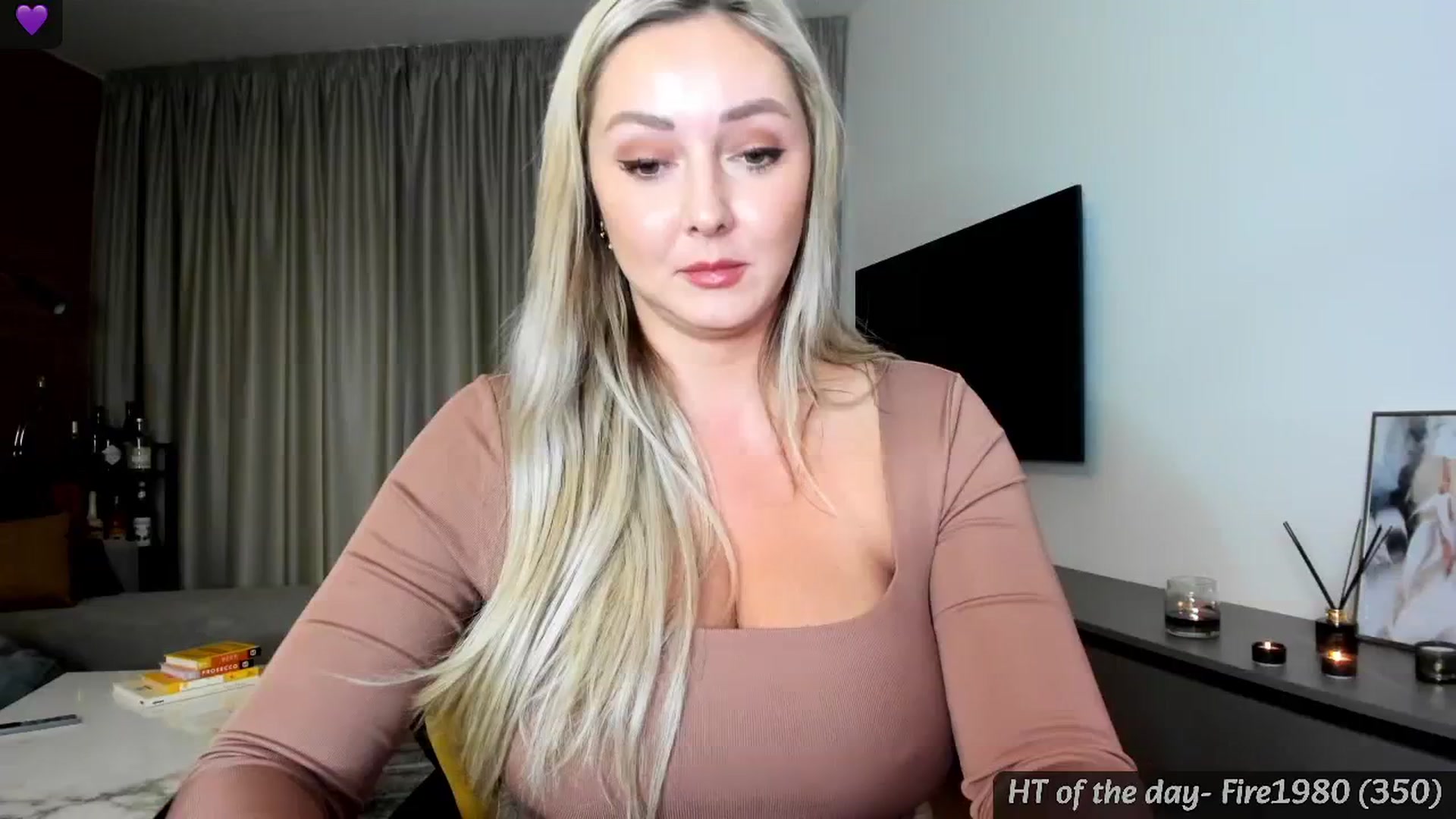 Gallery image thumbnail from Mi_Ha's myfreecams stream on, 05/17/2024, 14:44 image 19 of 20