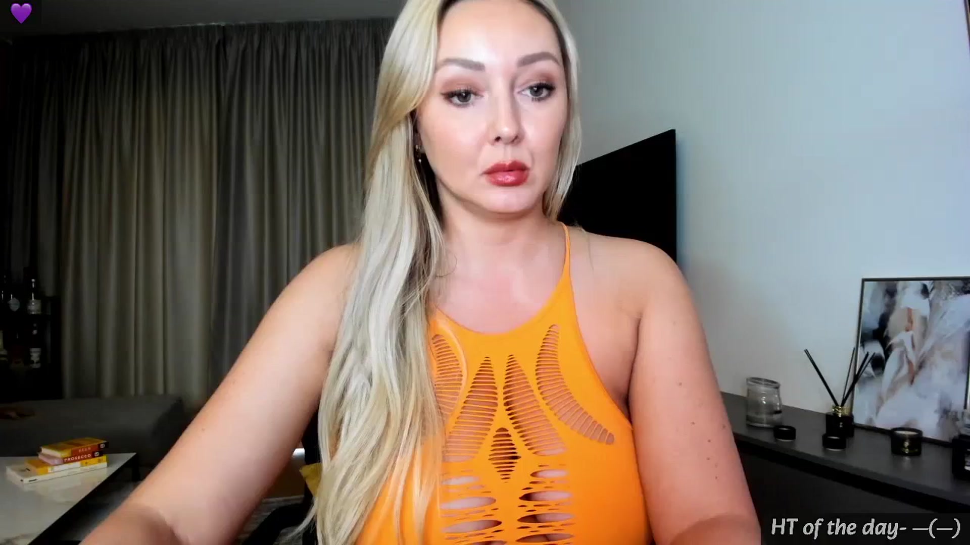 Gallery image thumbnail from Mi_Ha's myfreecams stream on, 05/19/2024, 14:22 image 5 of 20