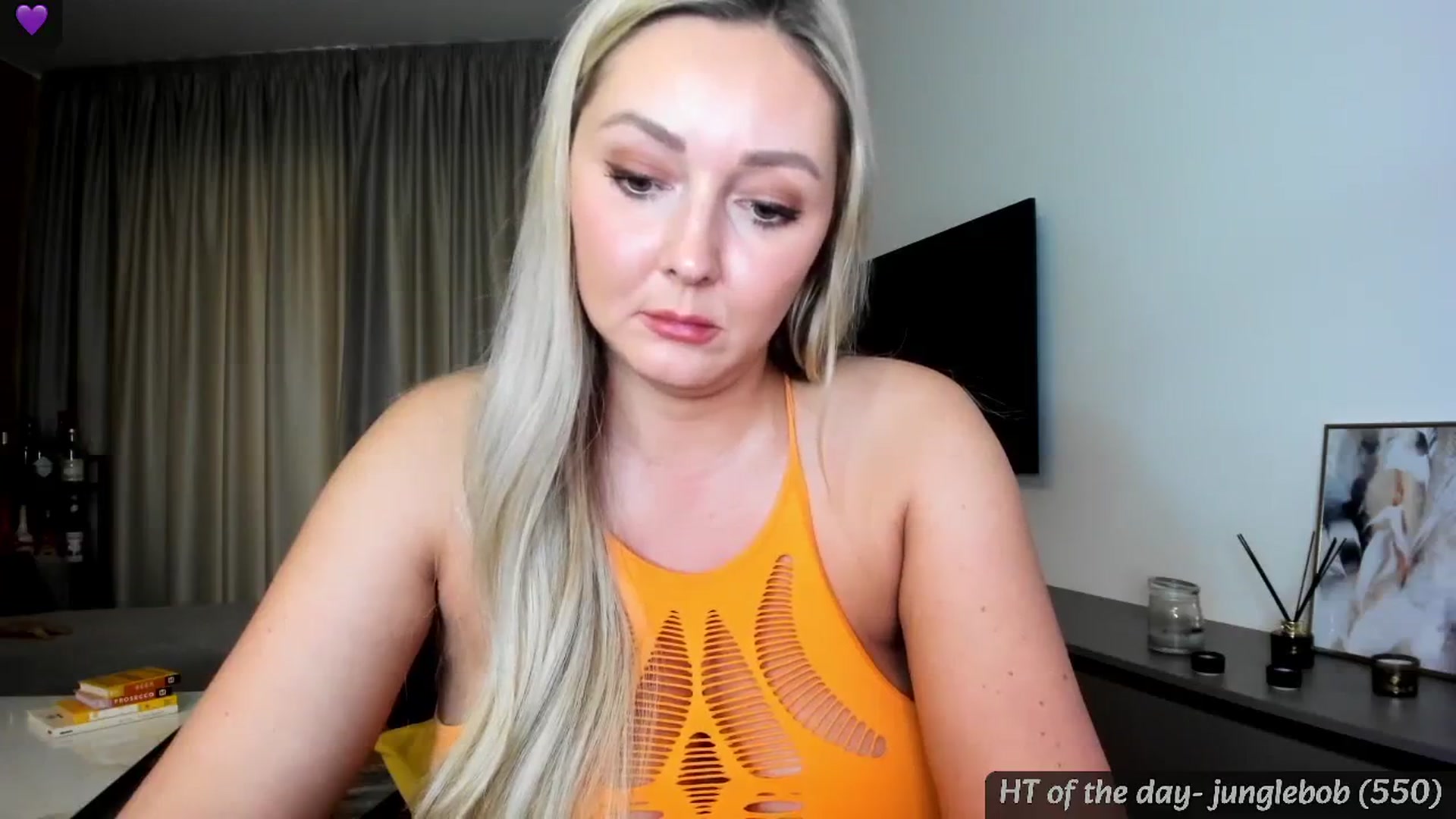 Gallery image thumbnail from Mi_Ha's myfreecams stream on, 05/19/2024, 16:18 image 8 of 20