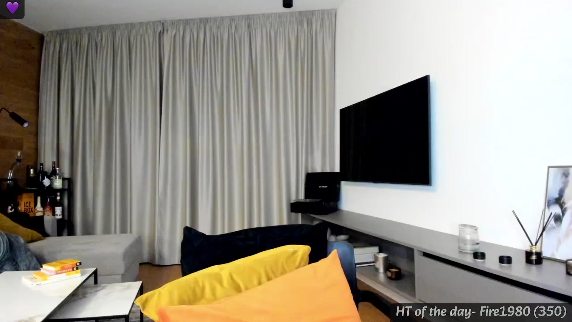 Gallery image thumbnail from Mi_Ha's myfreecams stream on, 05/29/2024, 21:44 image 6 of 20