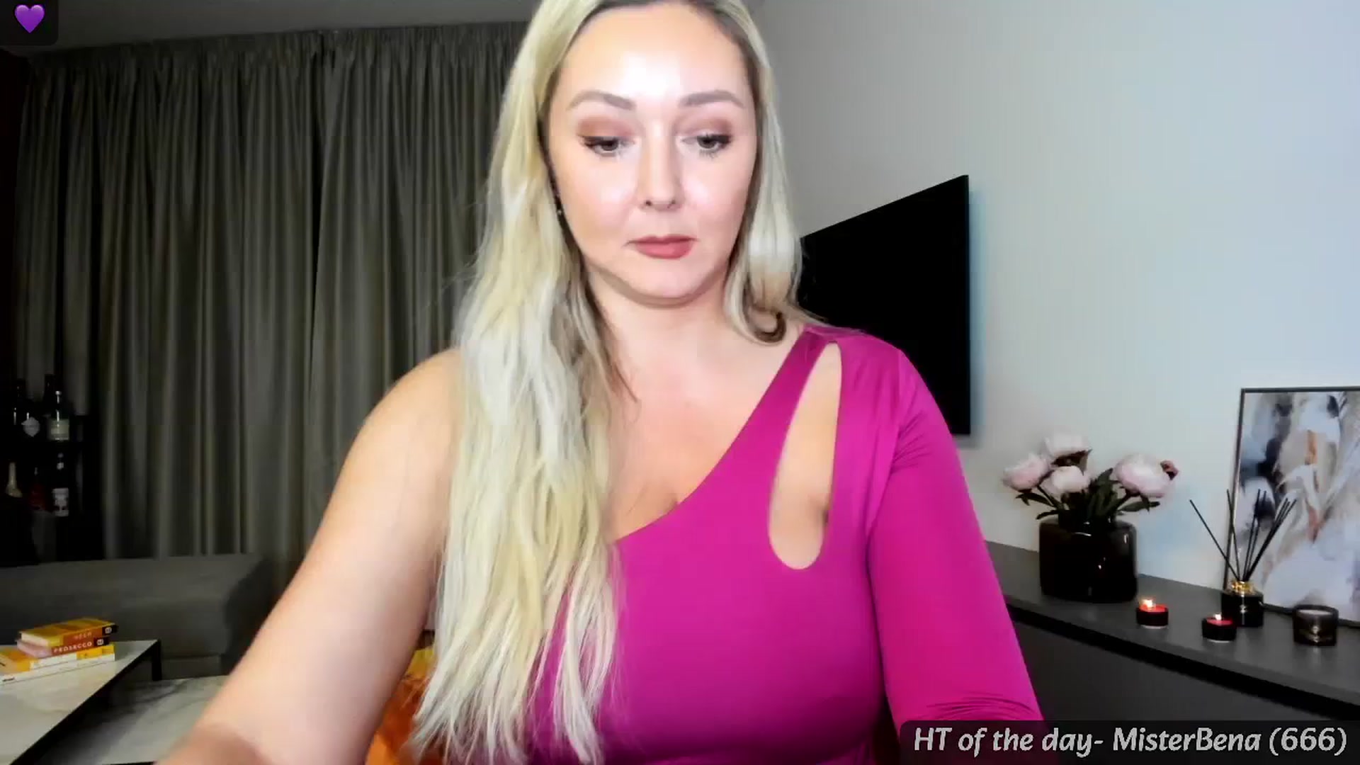 Gallery image thumbnail from Mi_Ha's myfreecams stream on, 05/30/2024, 21:50 image 4 of 20