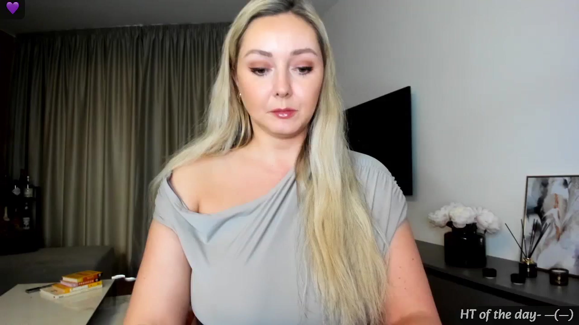 Gallery image thumbnail from Mi_Ha's myfreecams stream on, 06/01/2024, 14:03 image 5 of 20