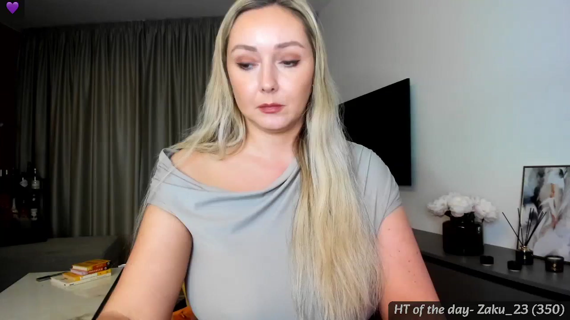 Gallery image thumbnail from Mi_Ha's myfreecams stream on, 06/01/2024, 16:29 image 10 of 20