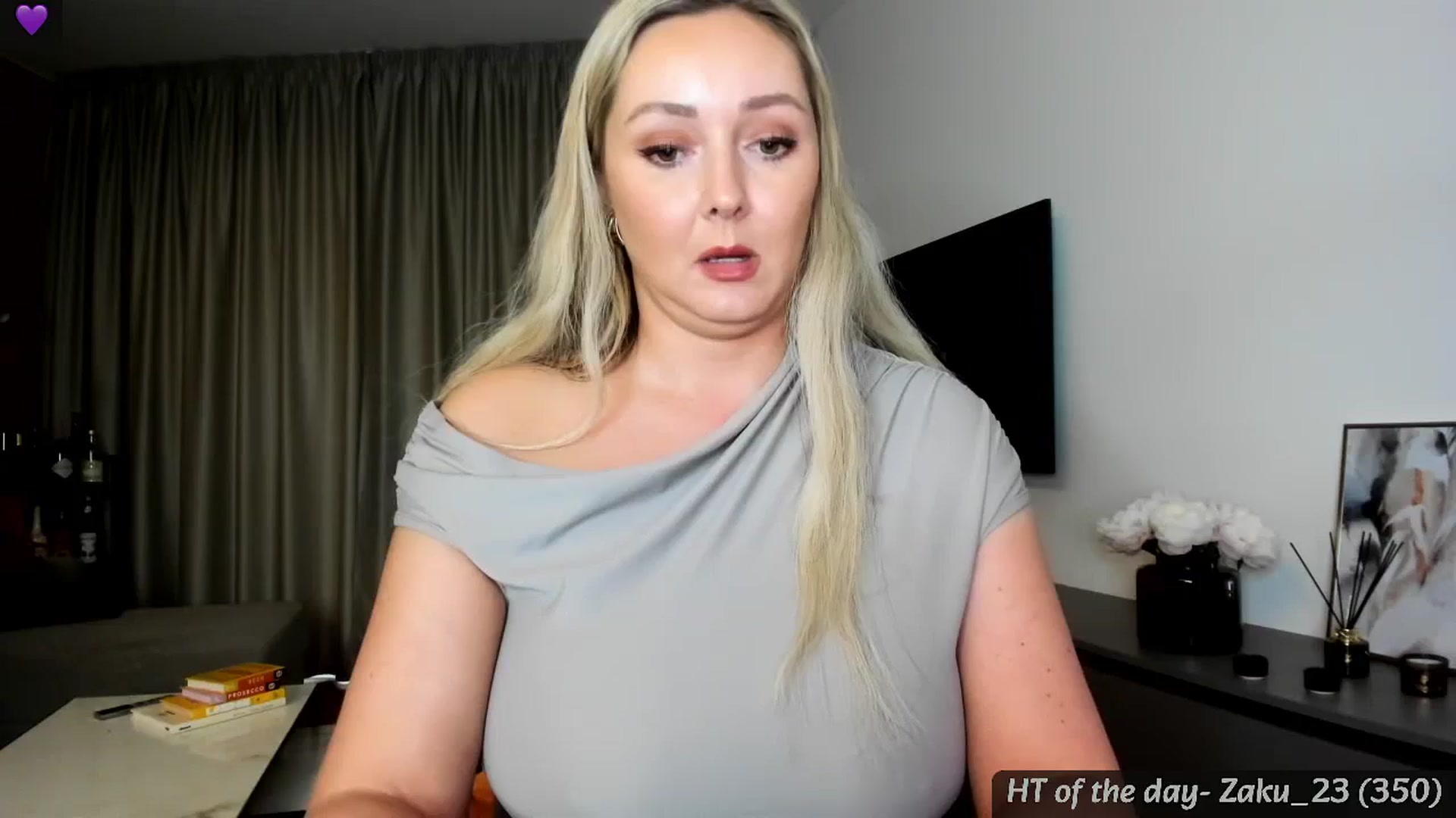 Gallery image thumbnail from Mi_Ha's myfreecams stream on, 06/01/2024, 16:29 image 15 of 20