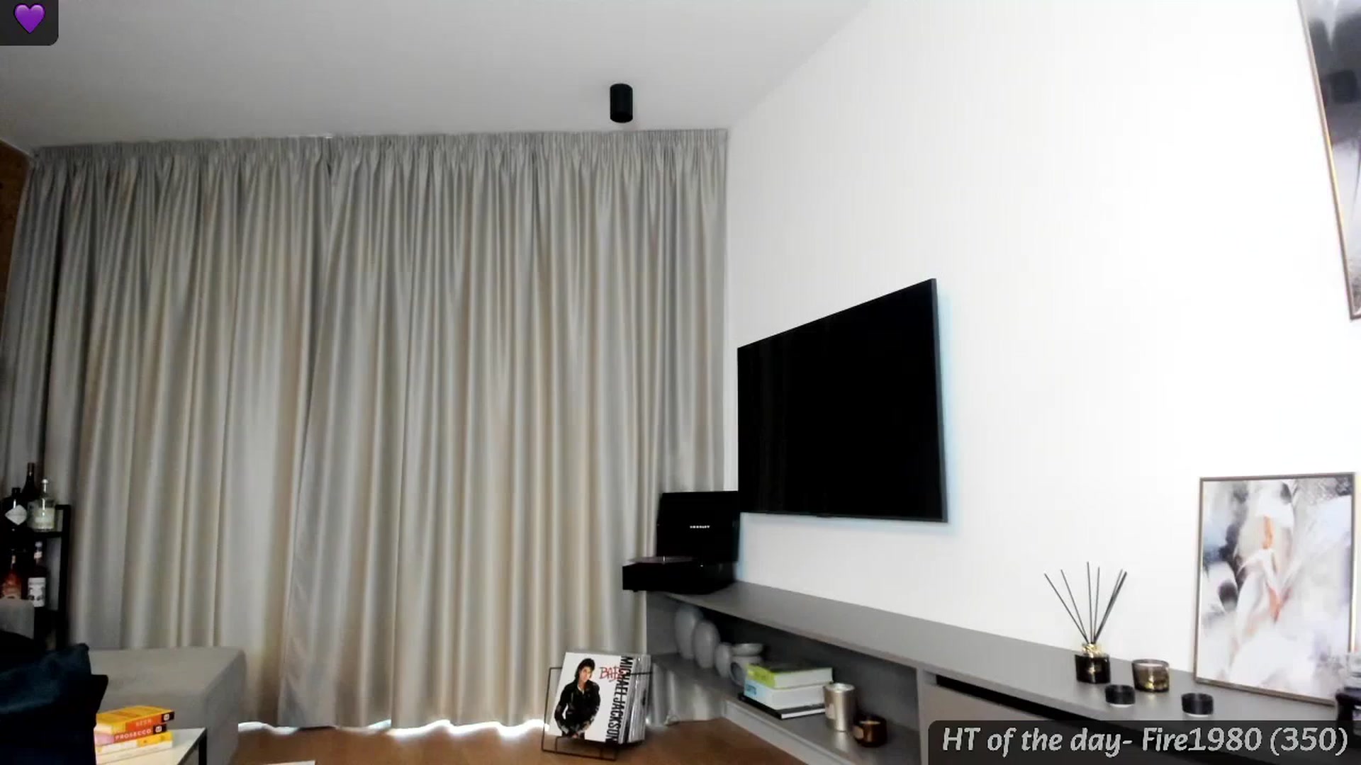 Gallery image thumbnail from Mi_Ha's myfreecams stream on, 06/03/2024, 16:56 image 10 of 20