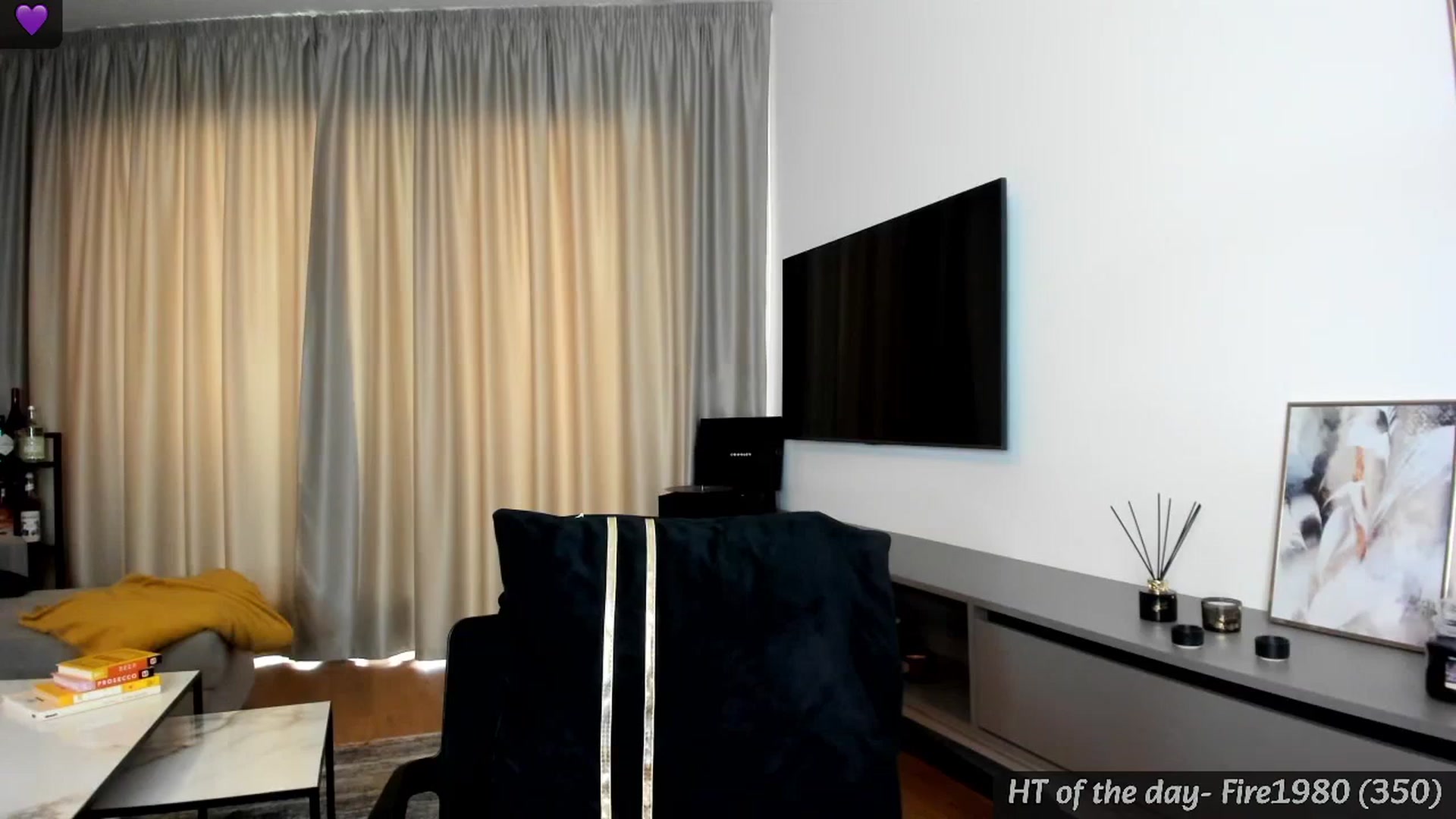 Gallery image thumbnail from Mi_Ha's myfreecams stream on, 06/04/2024, 17:13 image 8 of 20