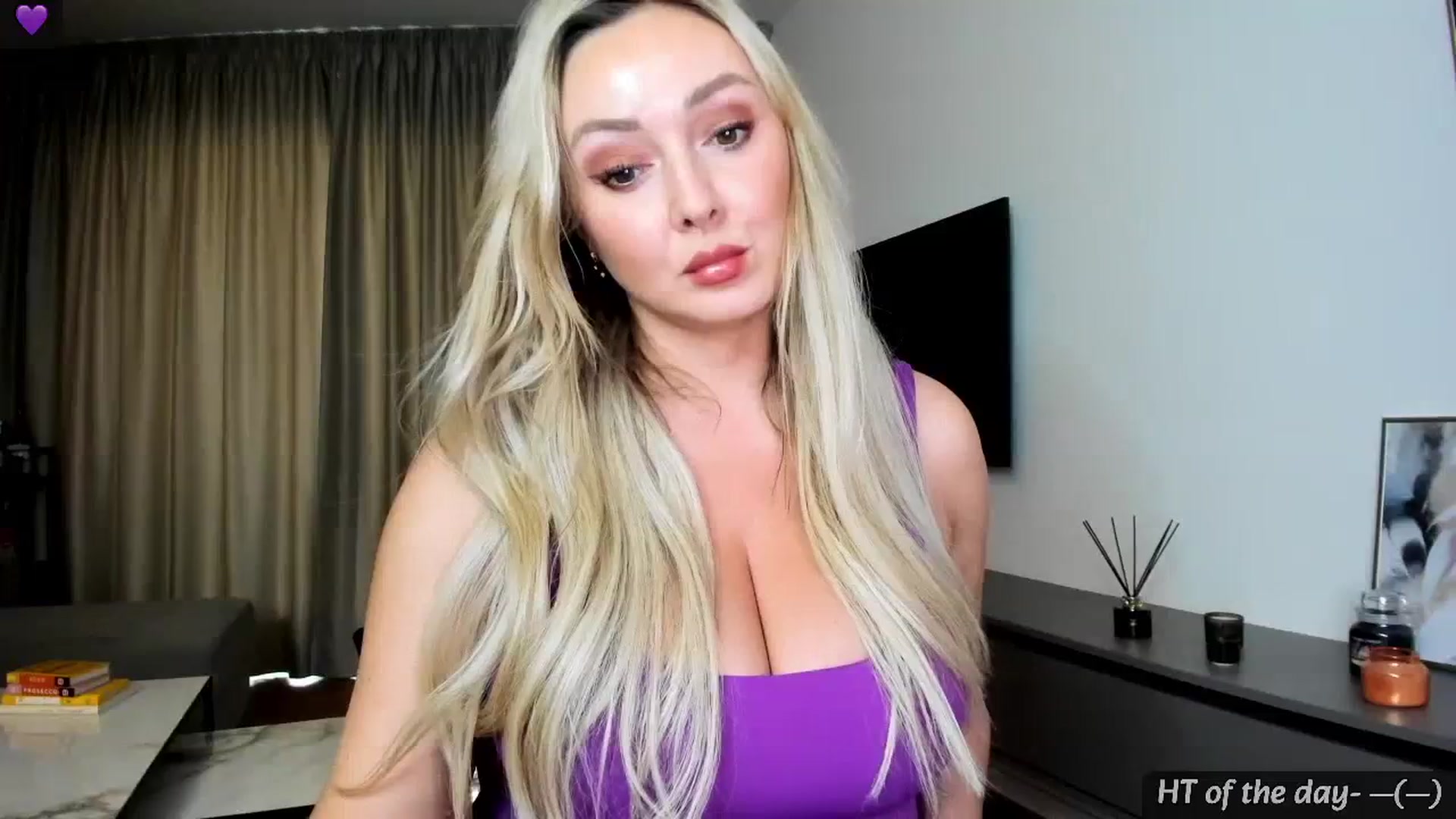 Gallery image thumbnail from Mi_Ha's myfreecams stream on, 06/05/2024, 14:22 image 4 of 20