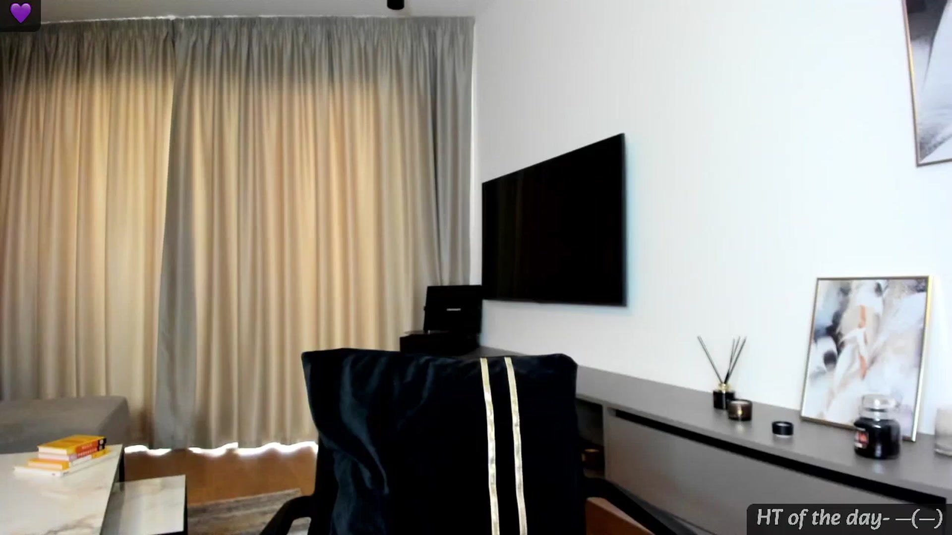 Gallery image thumbnail from Mi_Ha's myfreecams stream on, 06/08/2024, 14:05 image 14 of 20