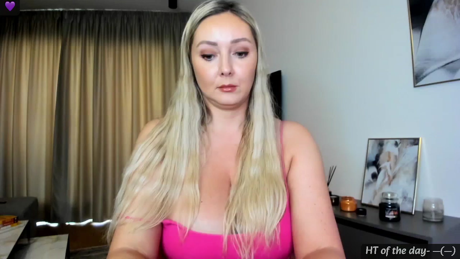 Gallery image thumbnail from Mi_Ha's myfreecams stream on, 06/10/2024, 15:54 image 5 of 20