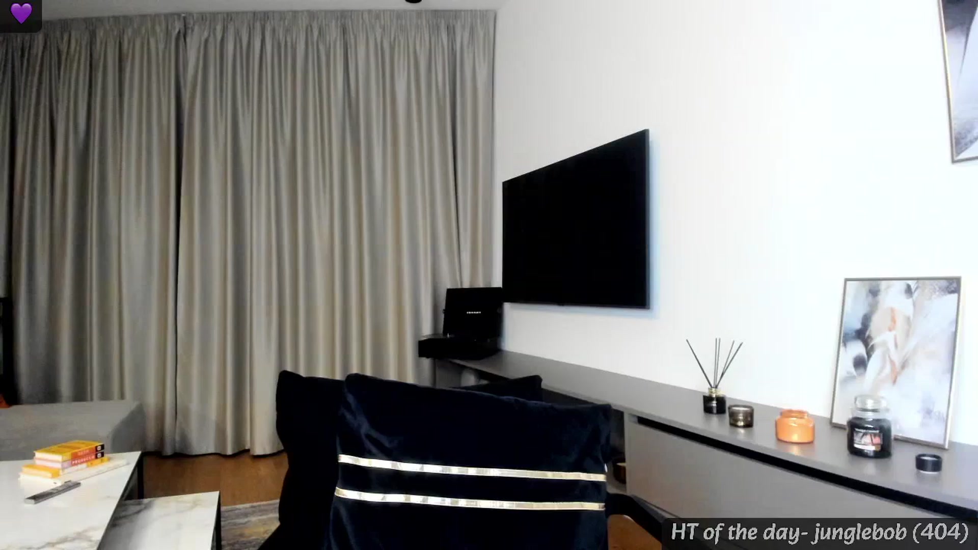 Gallery image thumbnail from Mi_Ha's myfreecams stream on, 06/13/2024, 22:20 image 17 of 20