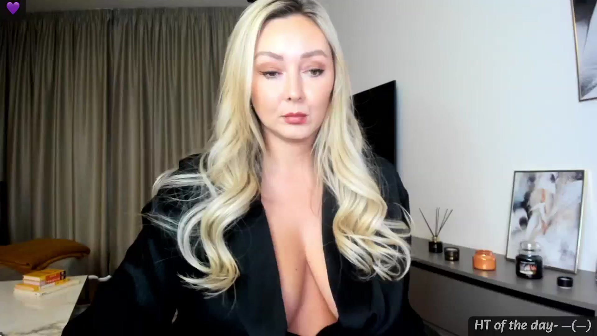 Gallery image thumbnail from Mi_Ha's myfreecams stream on, 06/14/2024, 15:00 image 5 of 20