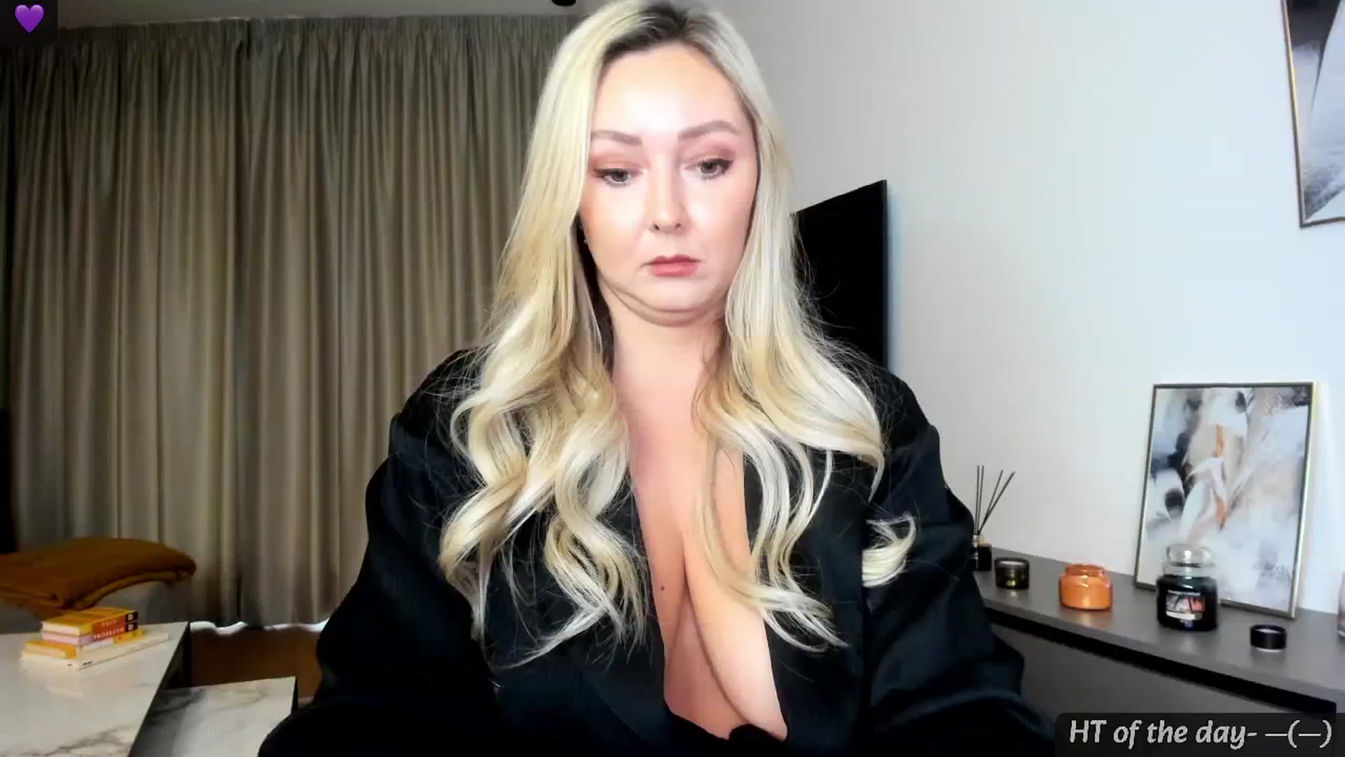 Gallery image thumbnail from Mi_Ha's myfreecams stream on, 06/14/2024, 15:00 image 10 of 20