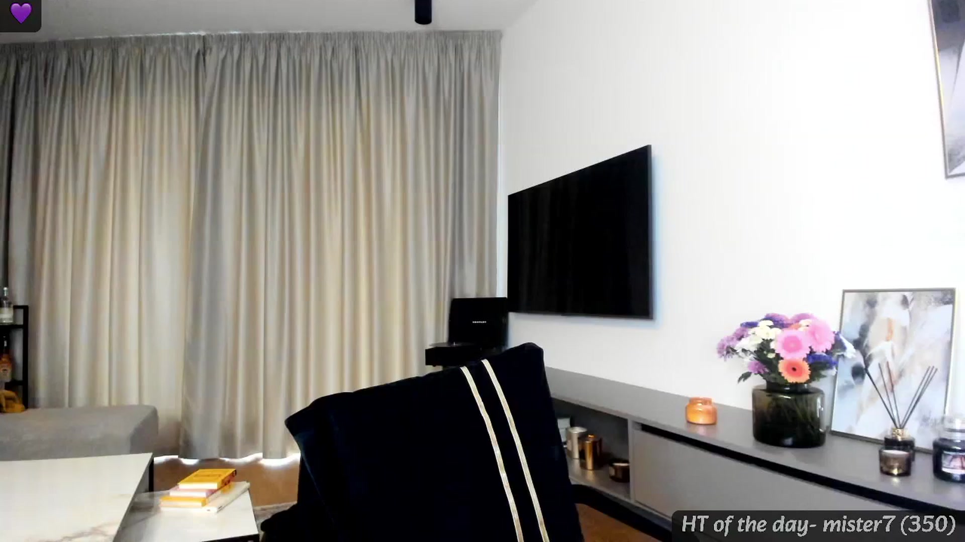 Gallery image thumbnail from Mi_Ha's myfreecams stream on, 06/21/2024, 16:46 image 20 of 20