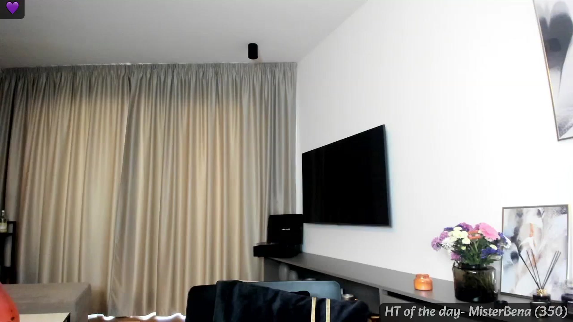 Gallery image thumbnail from Mi_Ha's myfreecams stream on, 06/23/2024, 14:59 image 17 of 20
