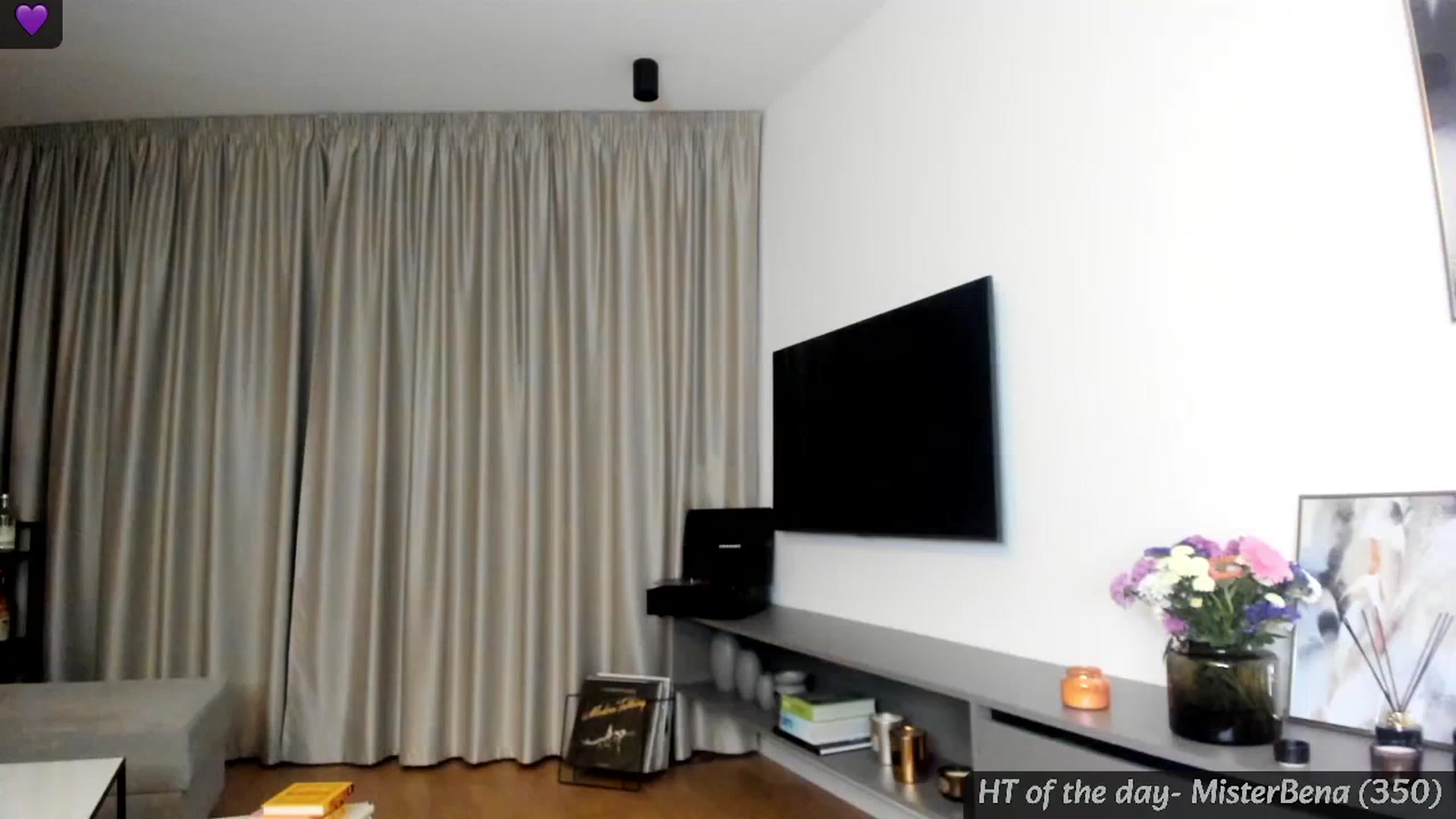 Gallery image thumbnail from Mi_Ha's myfreecams stream on, 06/23/2024, 21:03 image 4 of 20