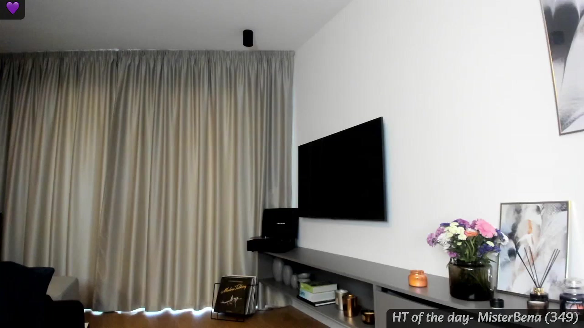 Gallery image thumbnail from Mi_Ha's myfreecams stream on, 06/24/2024, 16:15 image 6 of 20