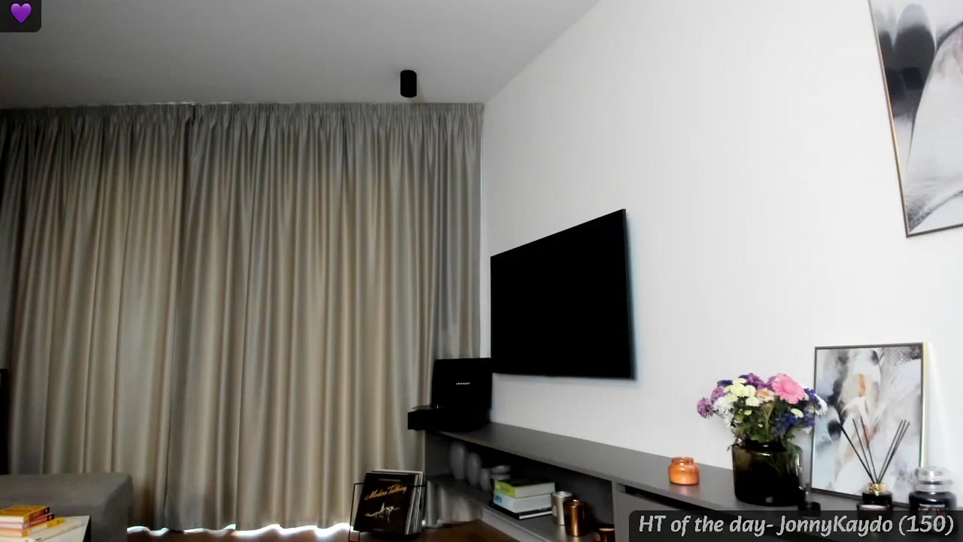 Gallery image thumbnail from Mi_Ha's myfreecams stream on, 06/25/2024, 15:57 image 12 of 20