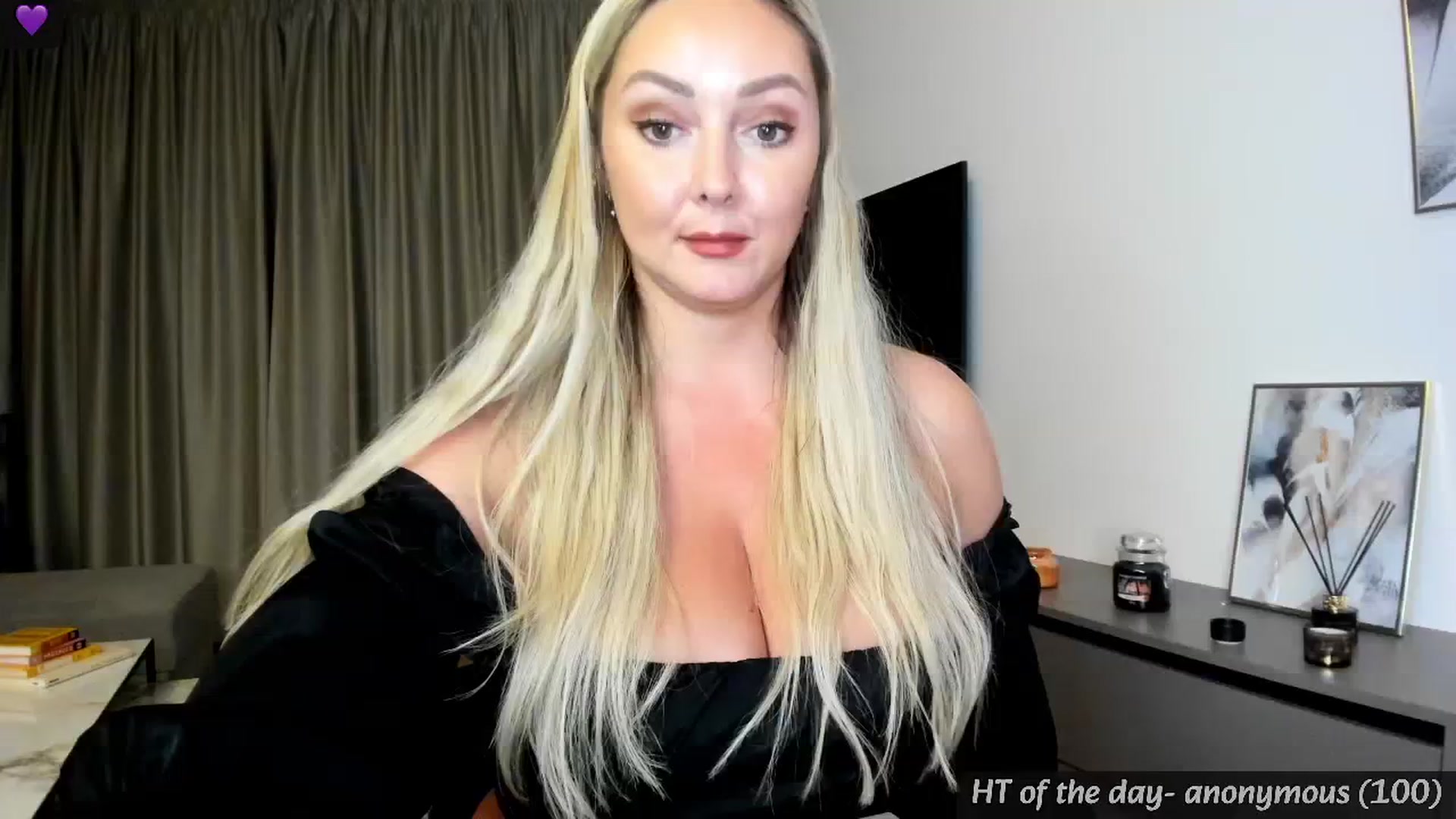 Gallery image thumbnail from Mi_Ha's myfreecams stream on, 06/26/2024, 21:43 image 7 of 20