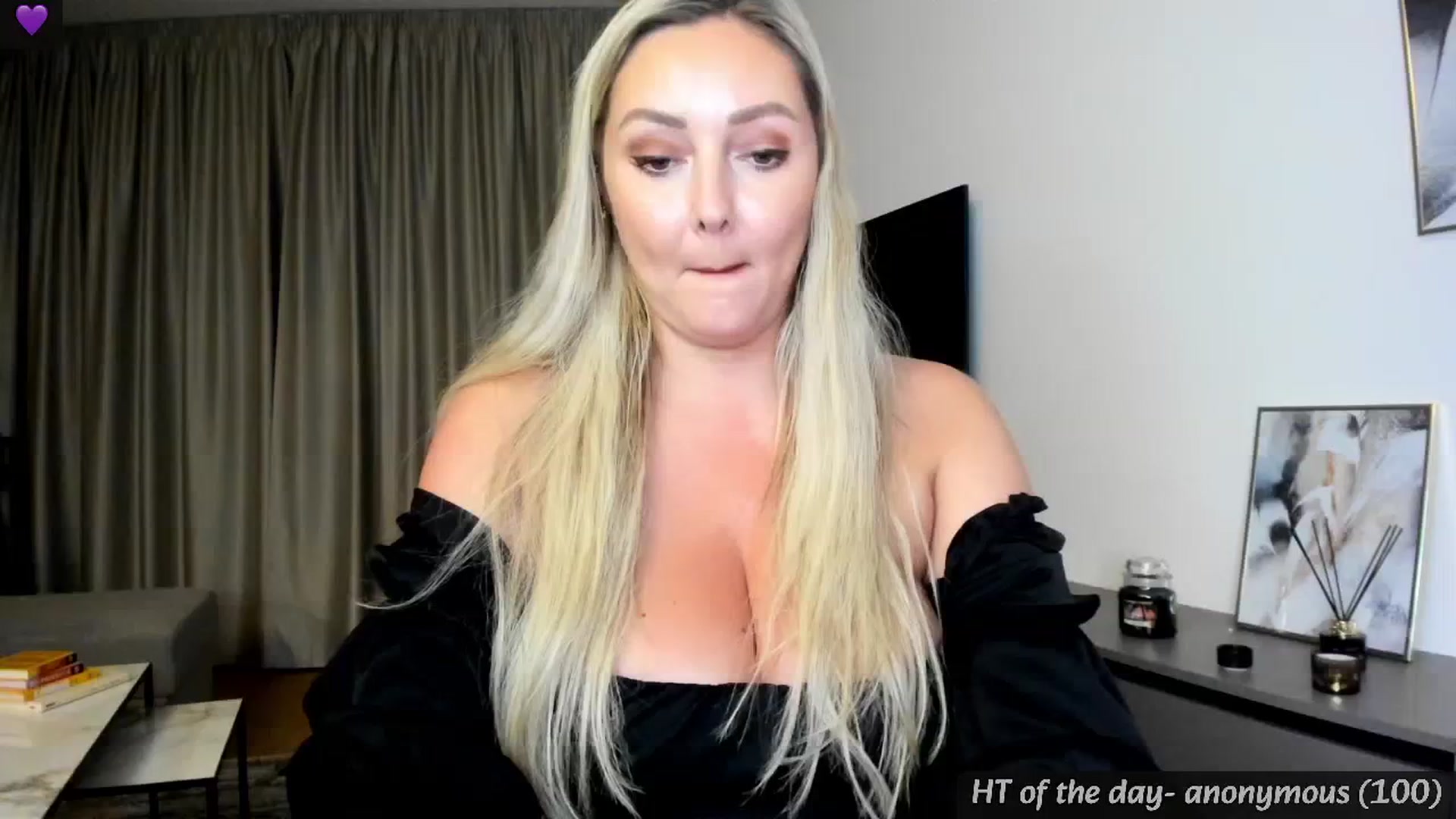 Gallery image thumbnail from Mi_Ha's myfreecams stream on, 06/26/2024, 21:43 image 1 of 20