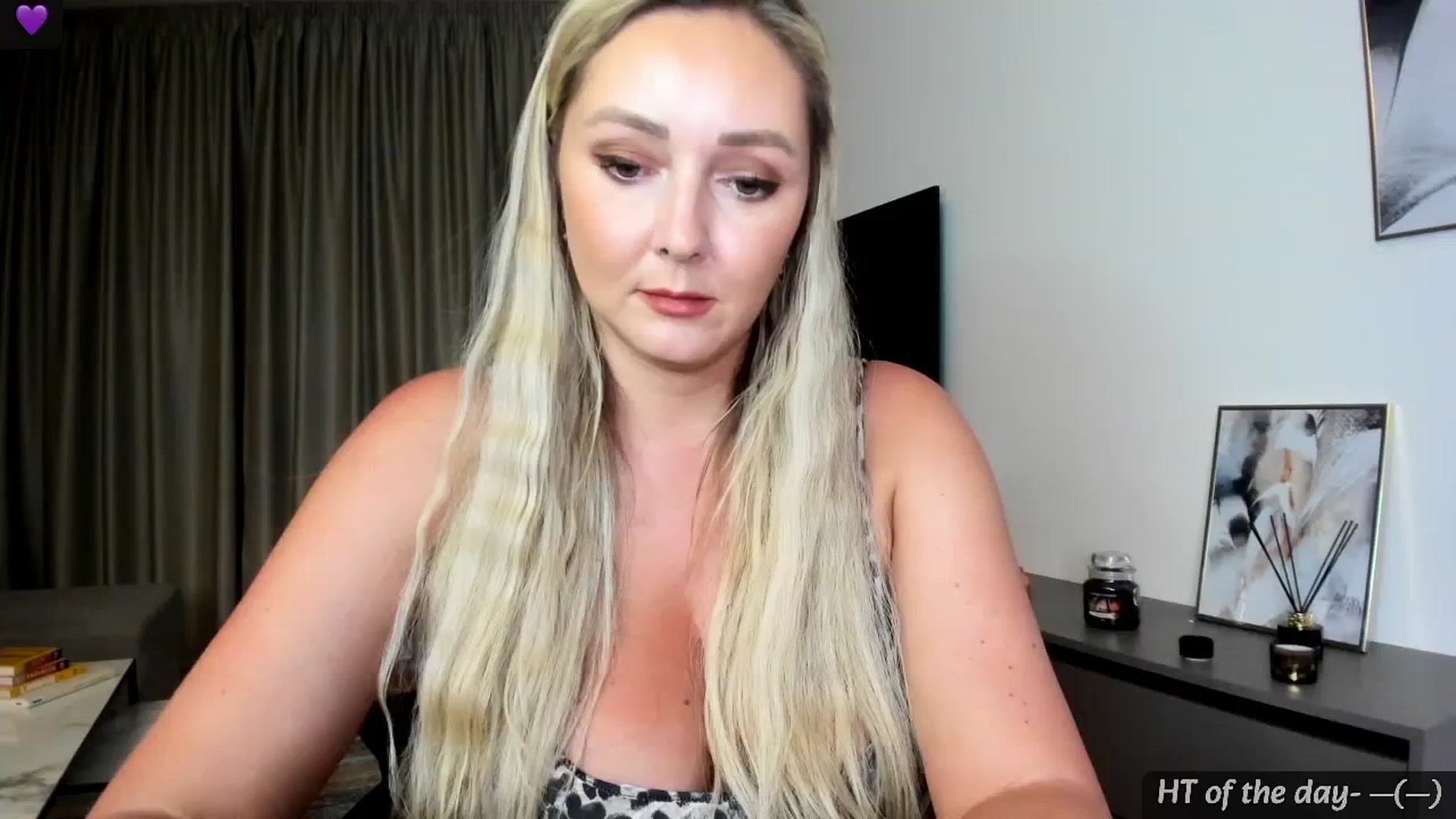 Gallery image thumbnail from Mi_Ha's myfreecams stream on, 06/27/2024, 14:19 image 6 of 20