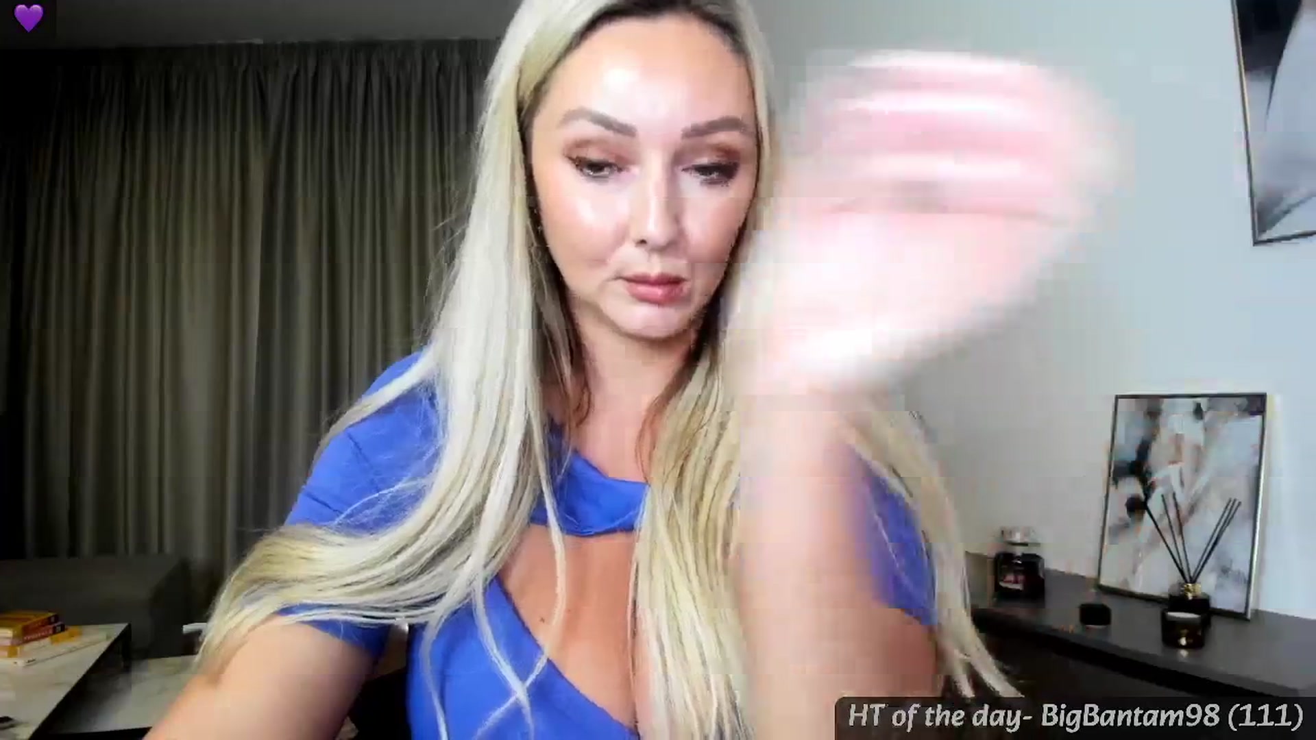 Gallery image thumbnail from Mi_Ha's myfreecams stream on, 06/28/2024, 16:50 image 8 of 20