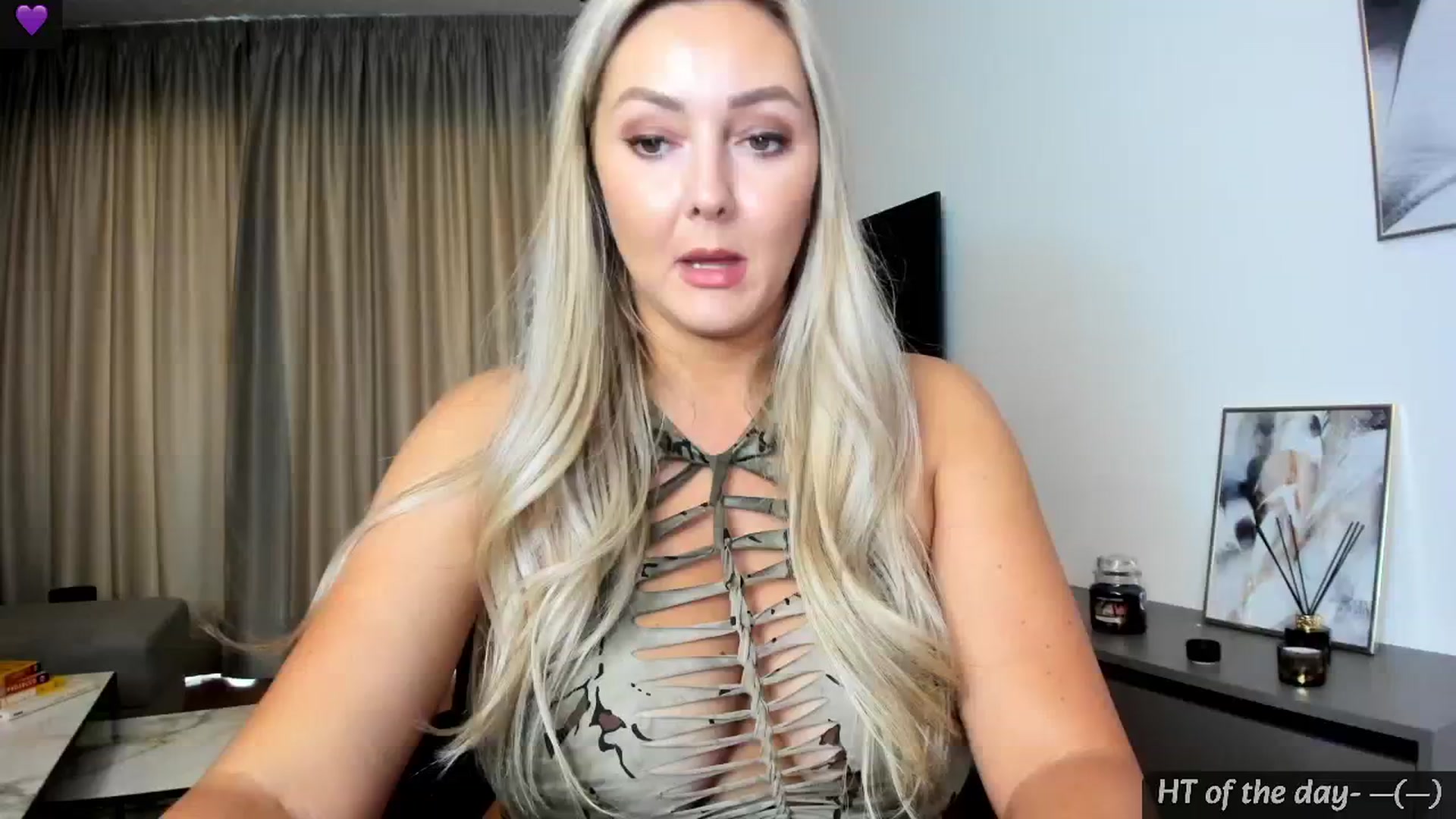 Gallery image thumbnail from Mi_Ha's myfreecams stream on, 07/08/2024, 13:55 image 6 of 20