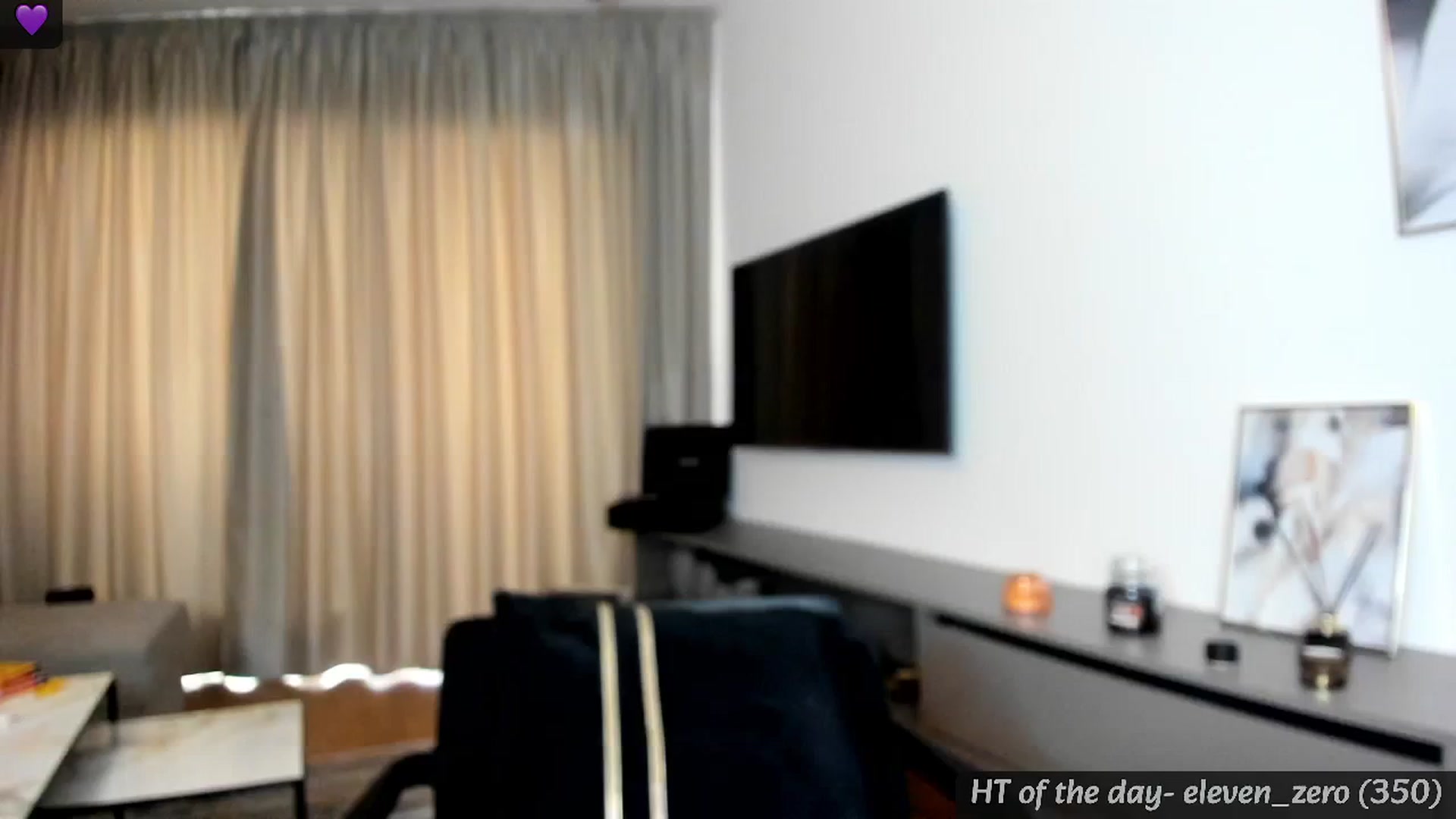 Gallery image thumbnail from Mi_Ha's myfreecams stream on, 07/08/2024, 15:59 image 15 of 20