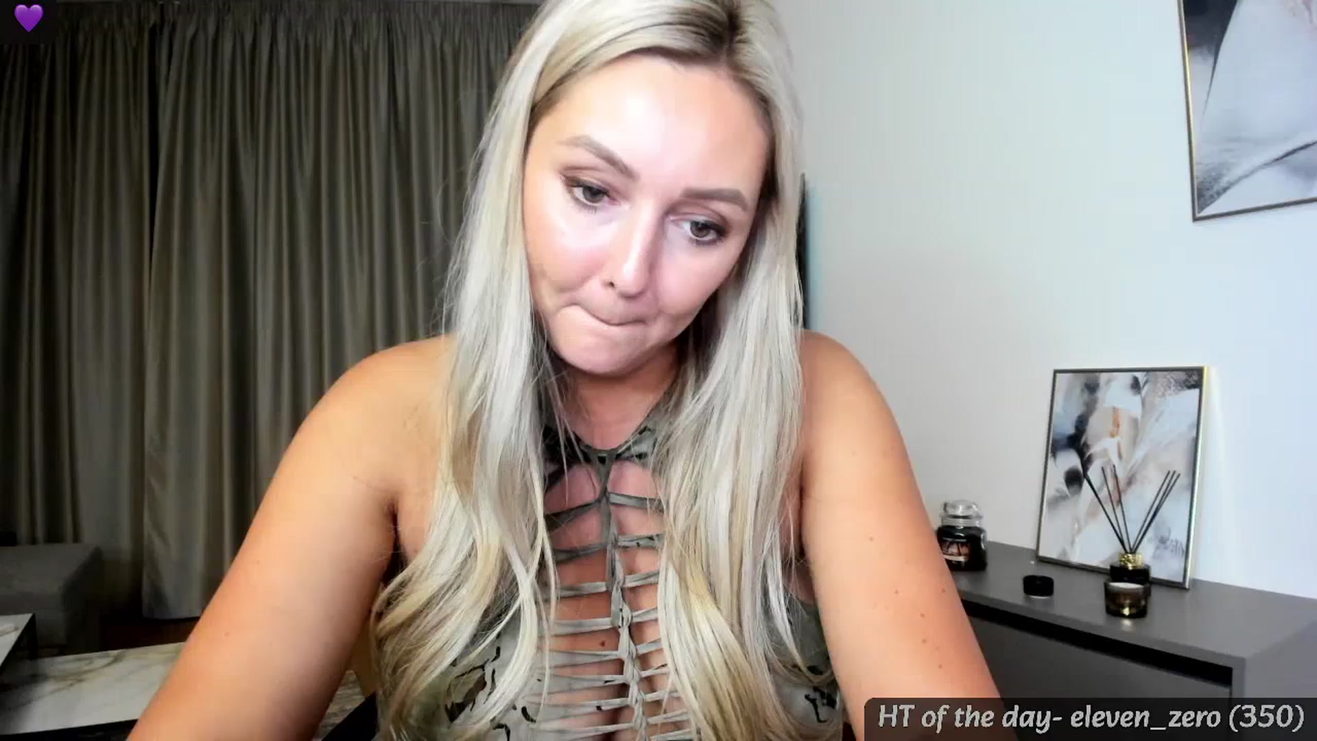 Gallery image thumbnail from Mi_Ha's myfreecams stream on, 07/08/2024, 21:56 image 18 of 20