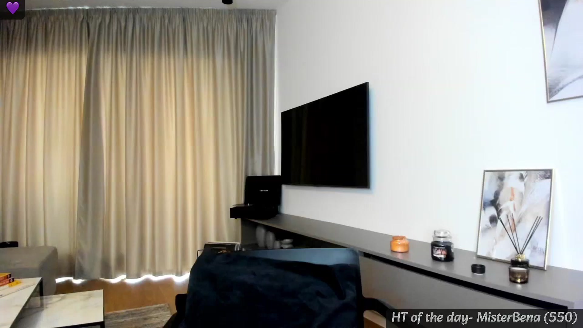 Gallery image thumbnail from Mi_Ha's myfreecams stream on, 07/18/2024, 16:51 image 15 of 20