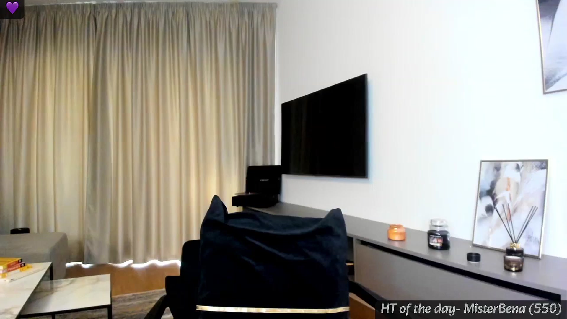 Gallery image thumbnail from Mi_Ha's myfreecams stream on, 07/18/2024, 16:51 image 20 of 20