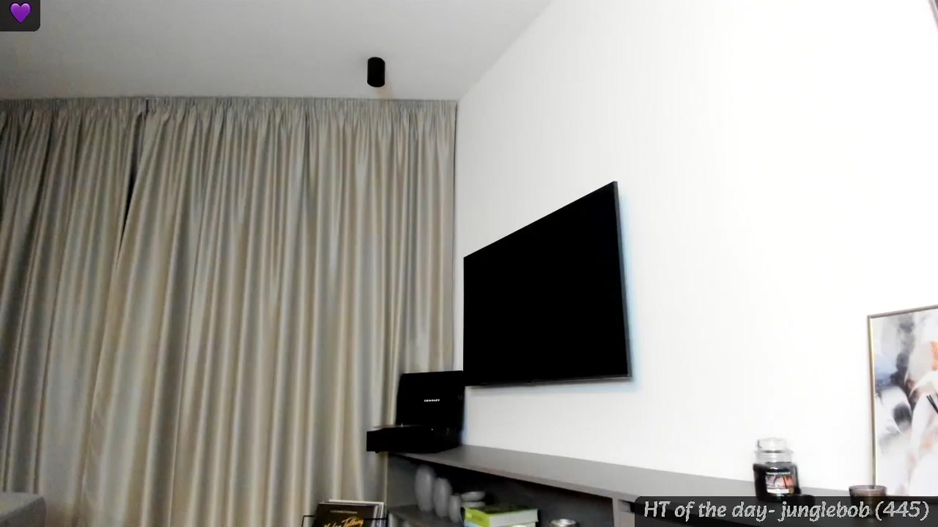 Gallery image thumbnail from Mi_Ha's myfreecams stream on, 07/22/2024, 21:22 image 11 of 20
