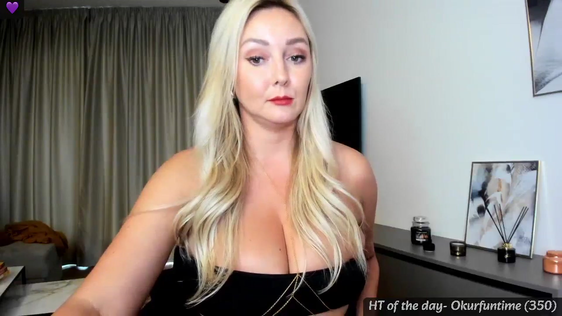 Gallery image thumbnail from Mi_Ha's myfreecams stream on, 08/03/2024, 15:22 image 18 of 20